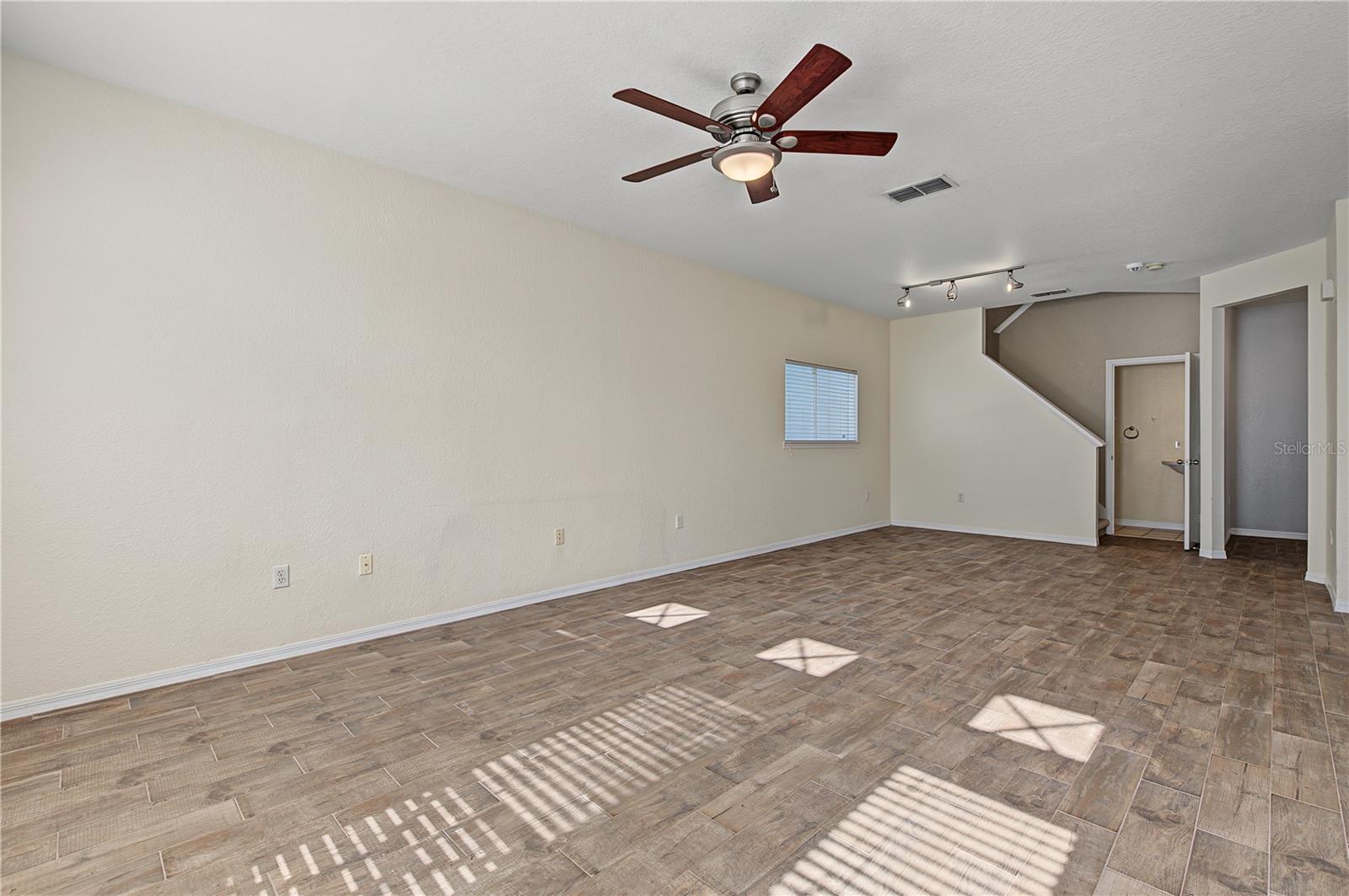 4006 CARROLLWOOD PALM CT