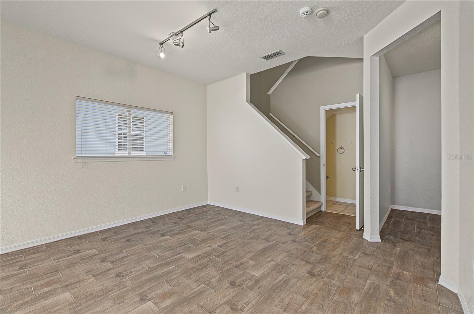 4006 CARROLLWOOD PALM CT
