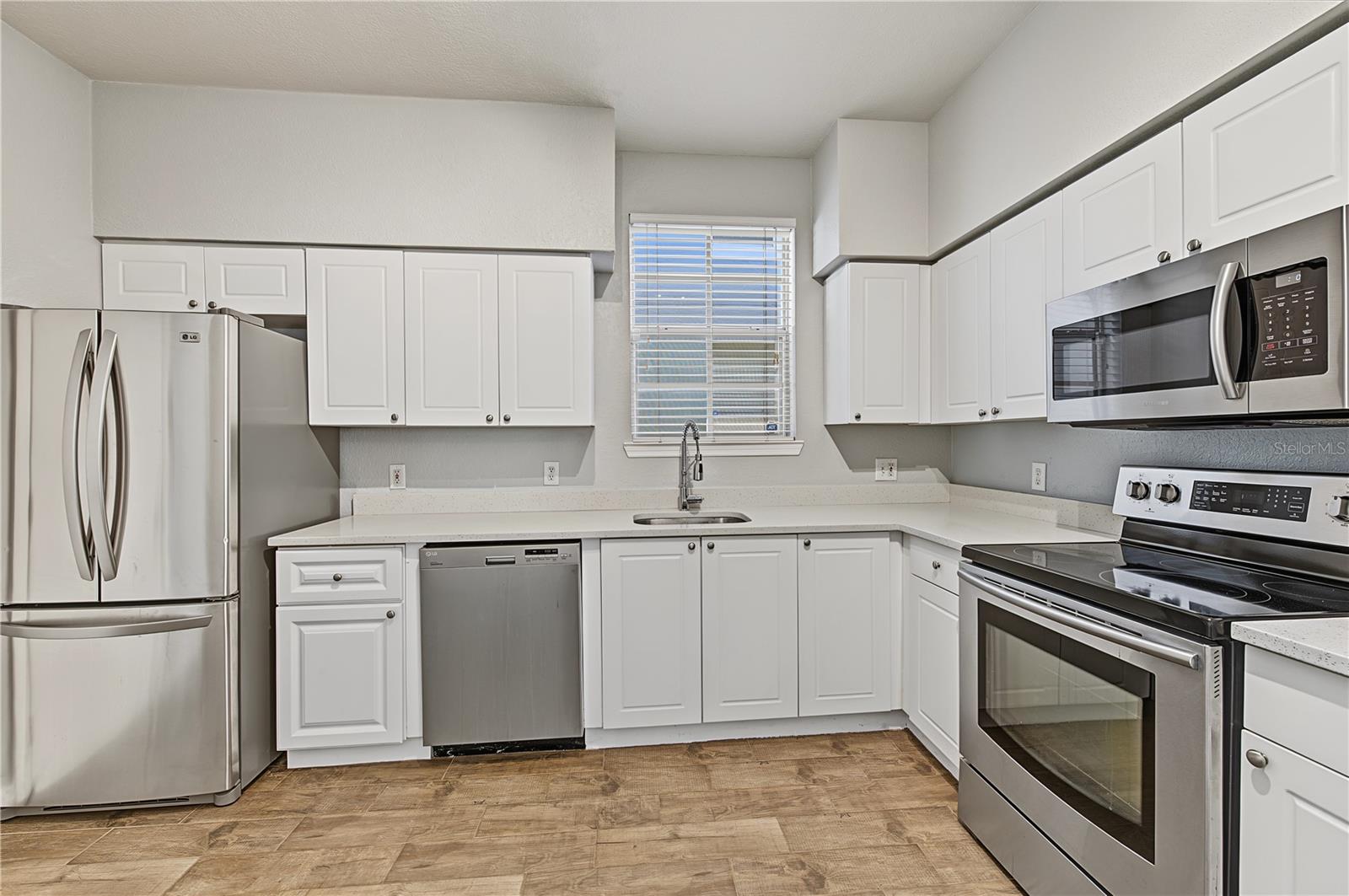 4006 CARROLLWOOD PALM CT