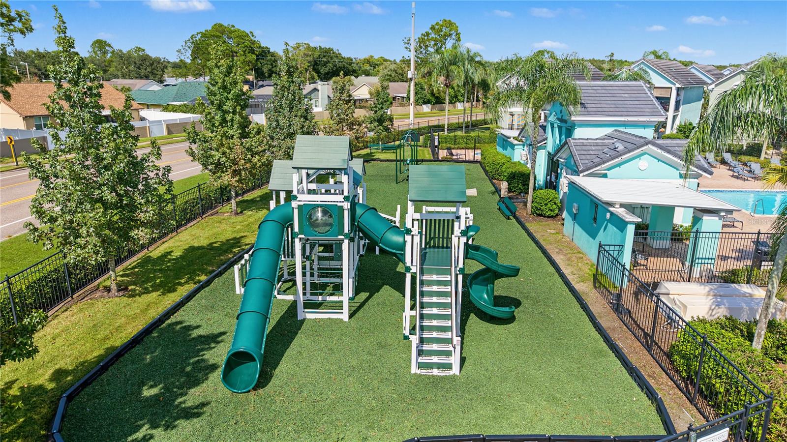 4006 CARROLLWOOD PALM CT