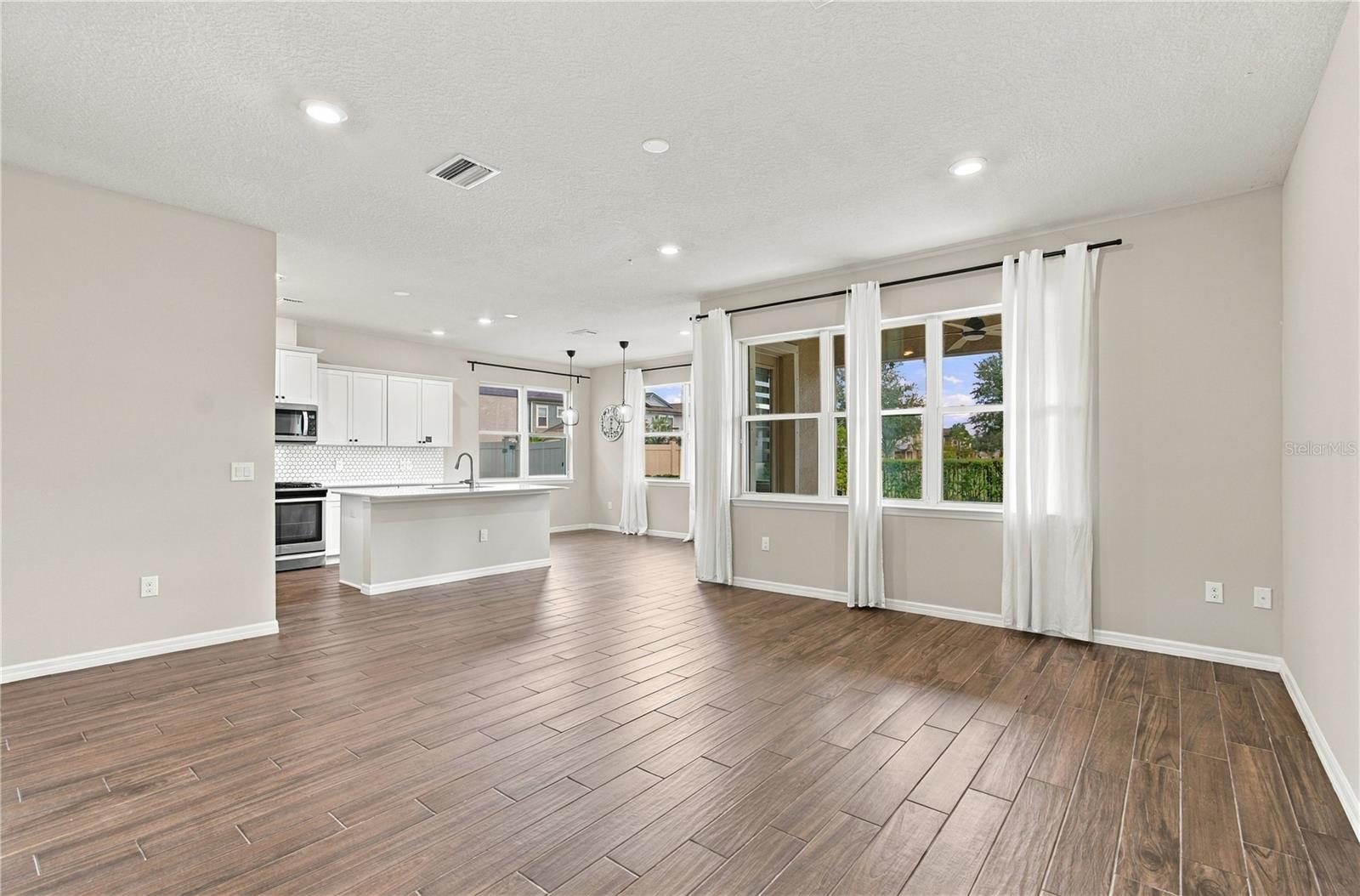 3322 MONROE MEADOWS DR
