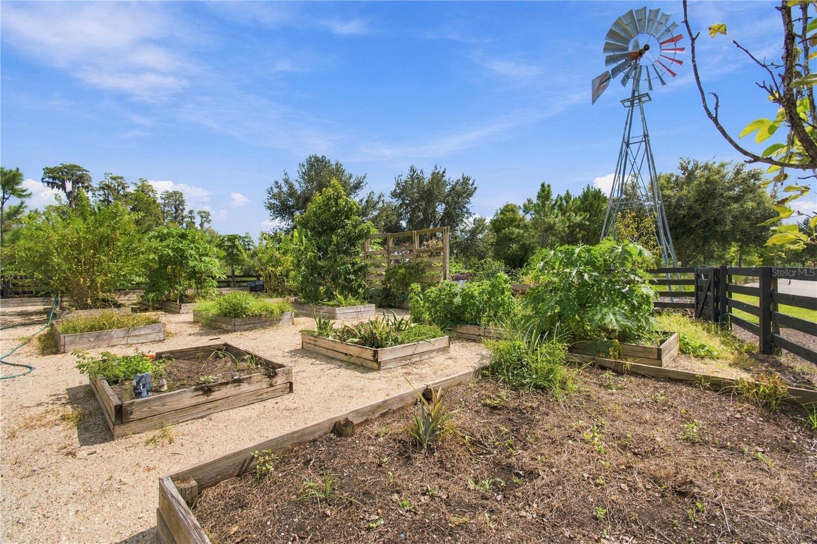 3322 MONROE MEADOWS DR