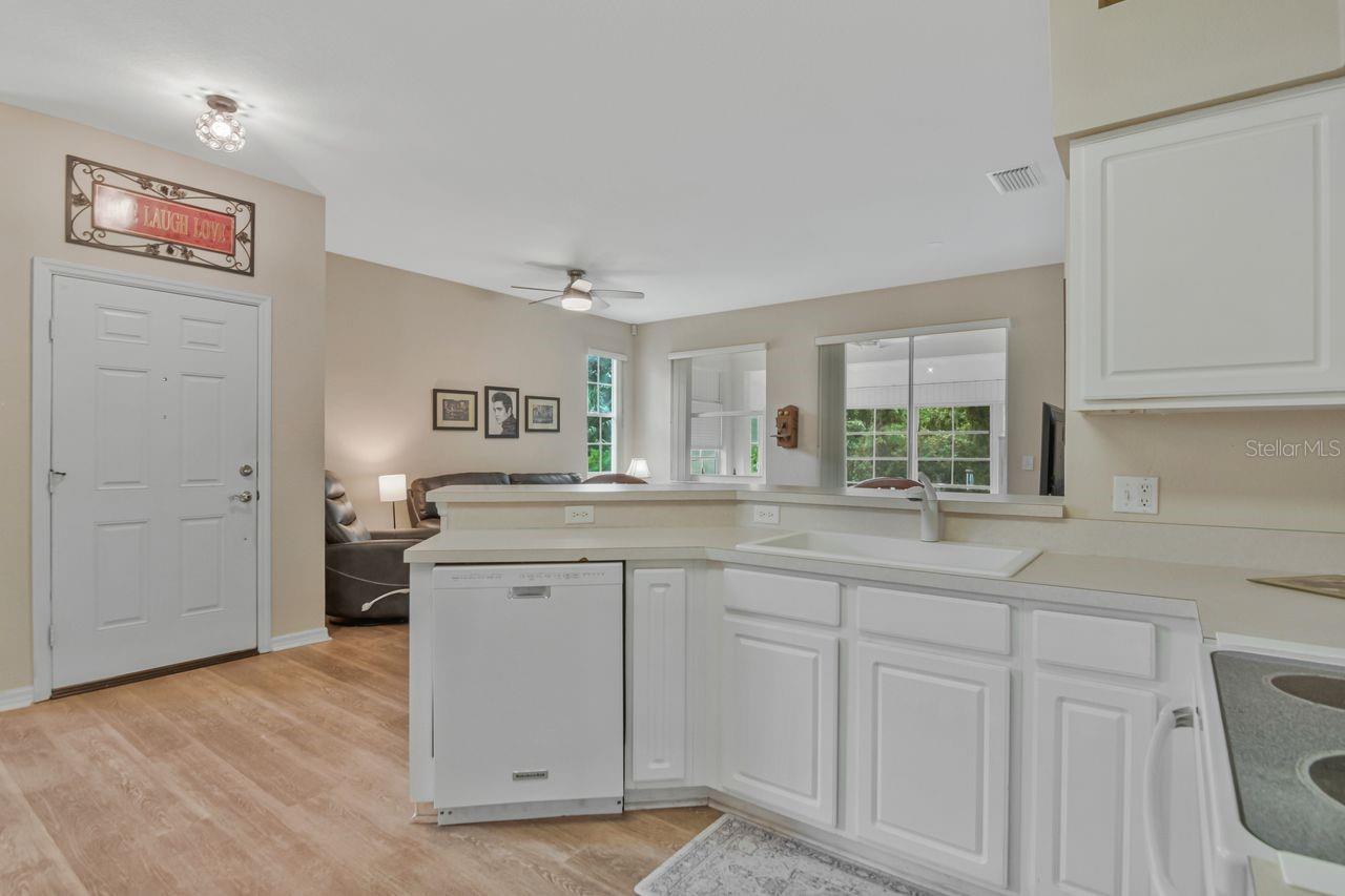 2635 EAGLE GREENS DR