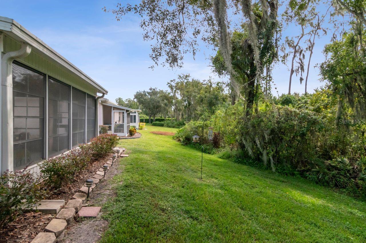 2635 EAGLE GREENS DR