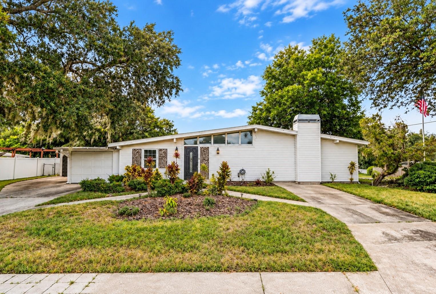 218 PARK RIDGE AVE