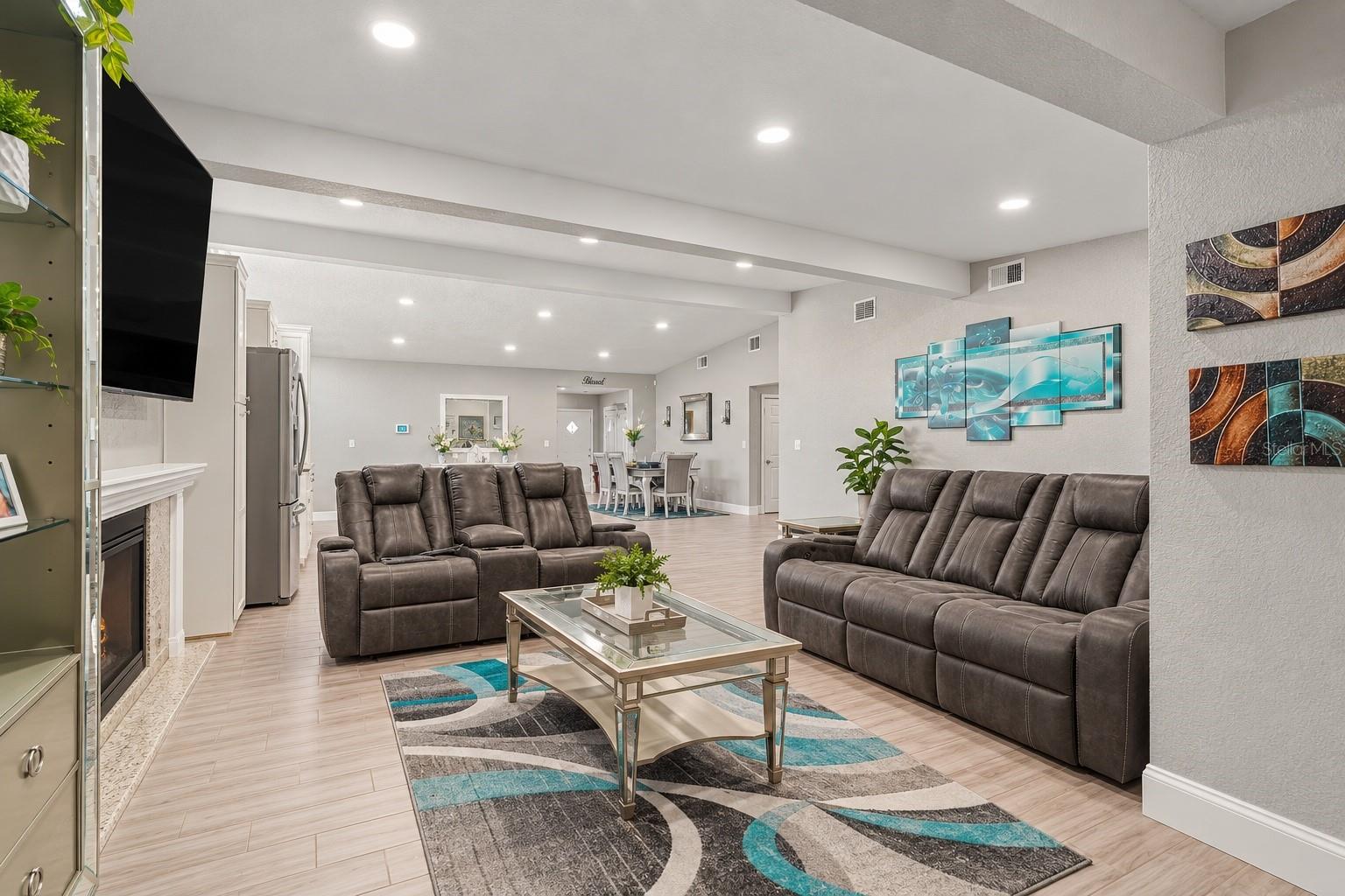 218 PARK RIDGE AVE