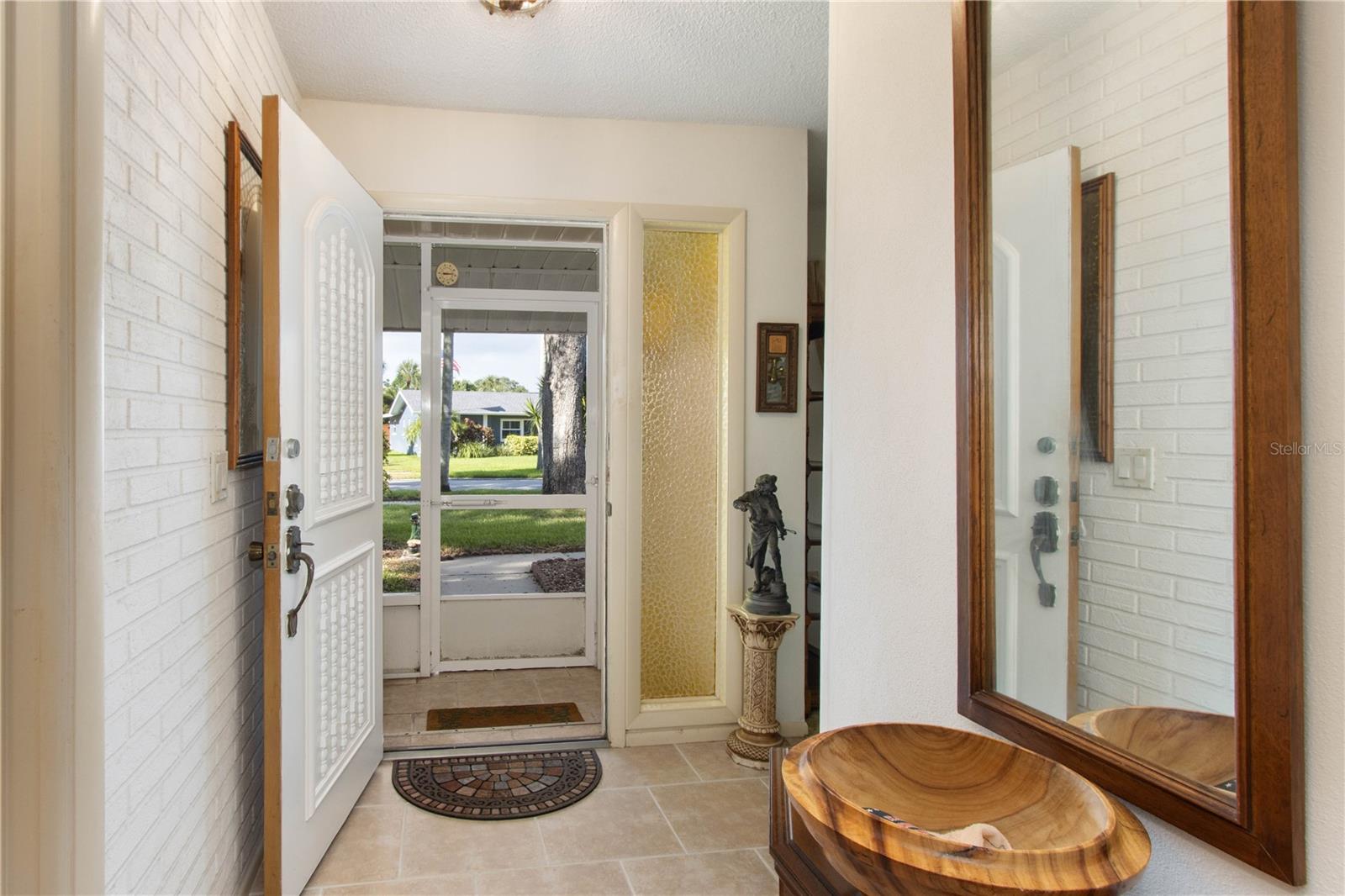 1950 SANDPIPER DR