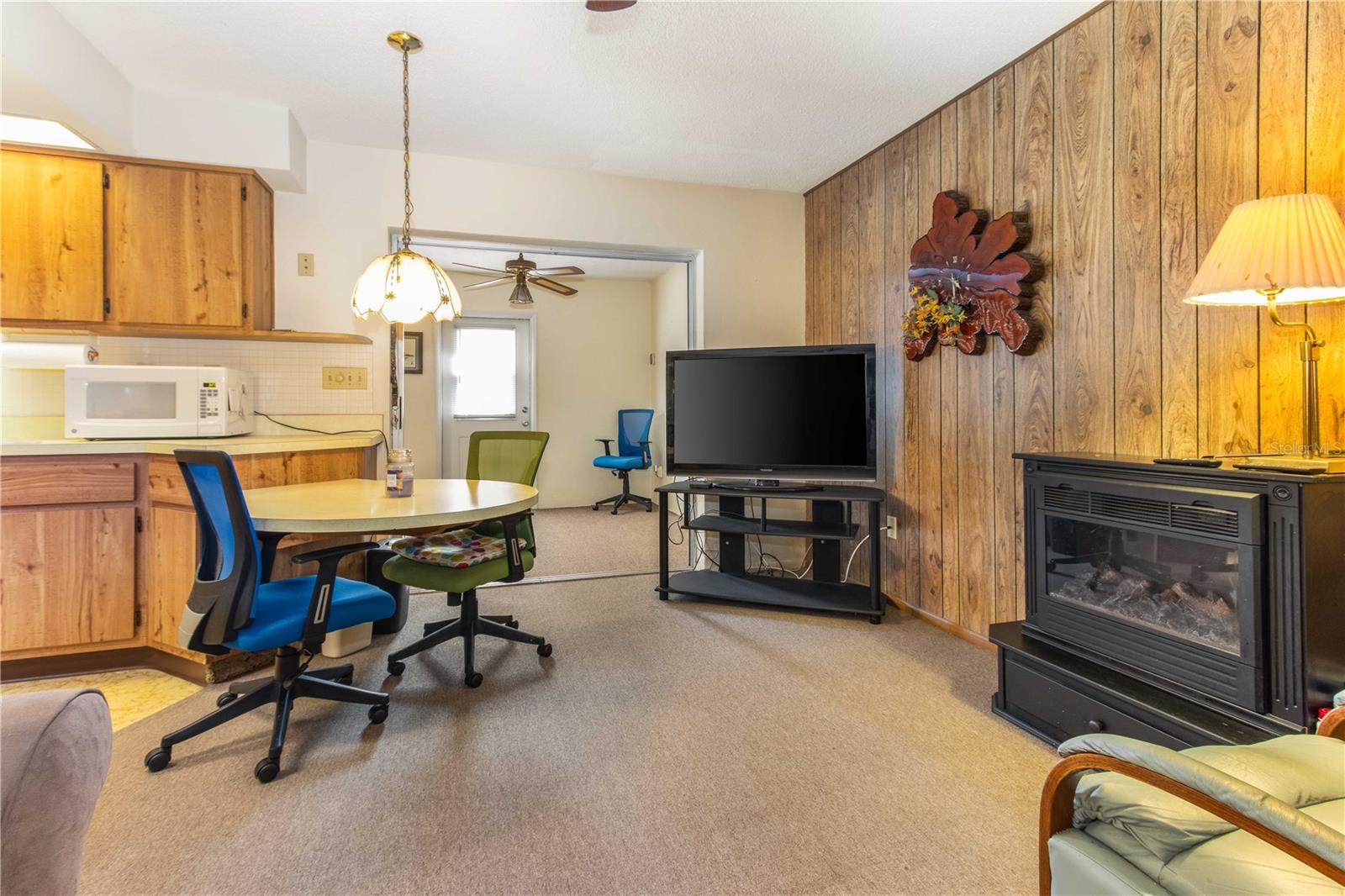 1950 SANDPIPER DR