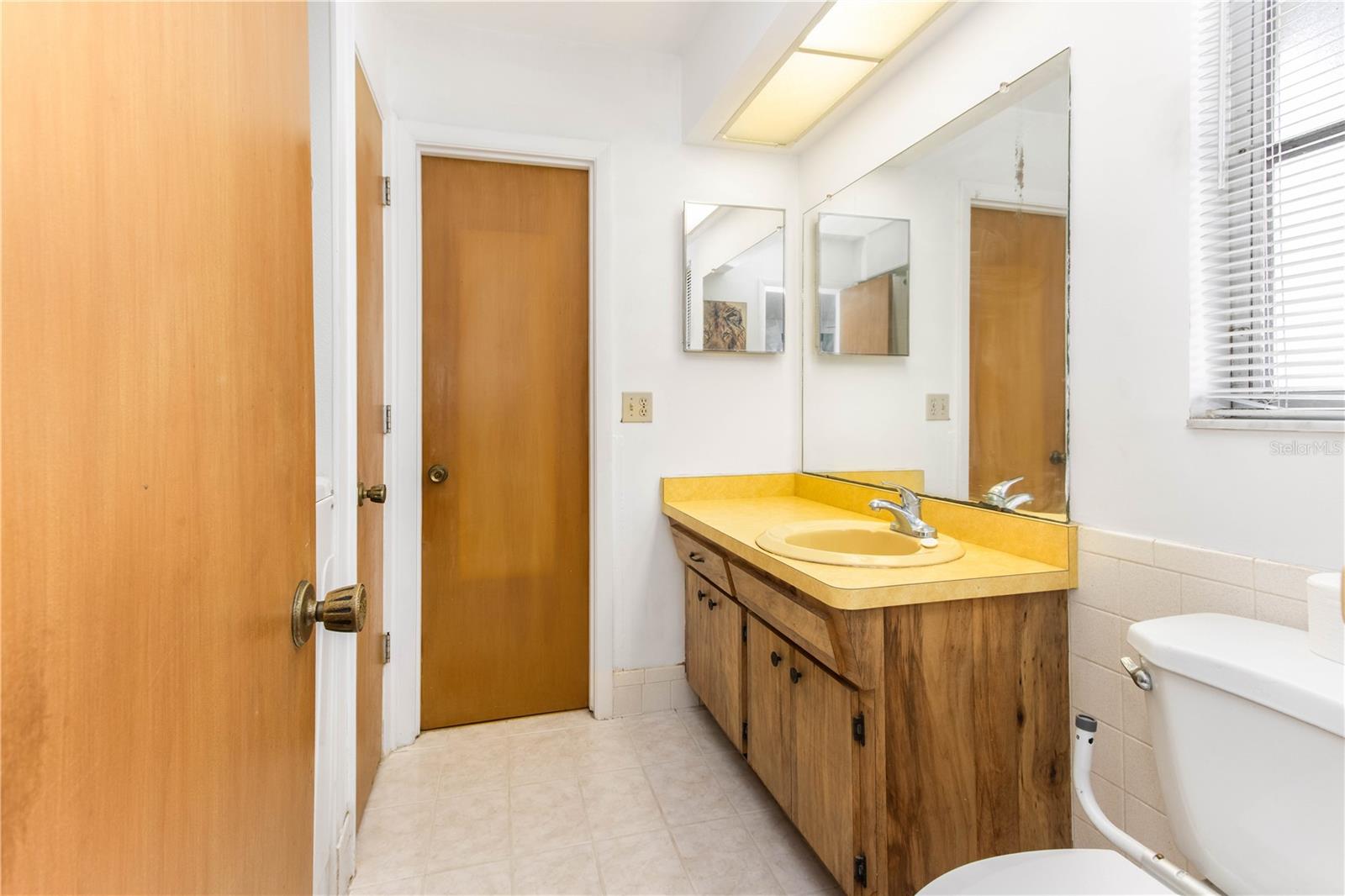 1950 SANDPIPER DR