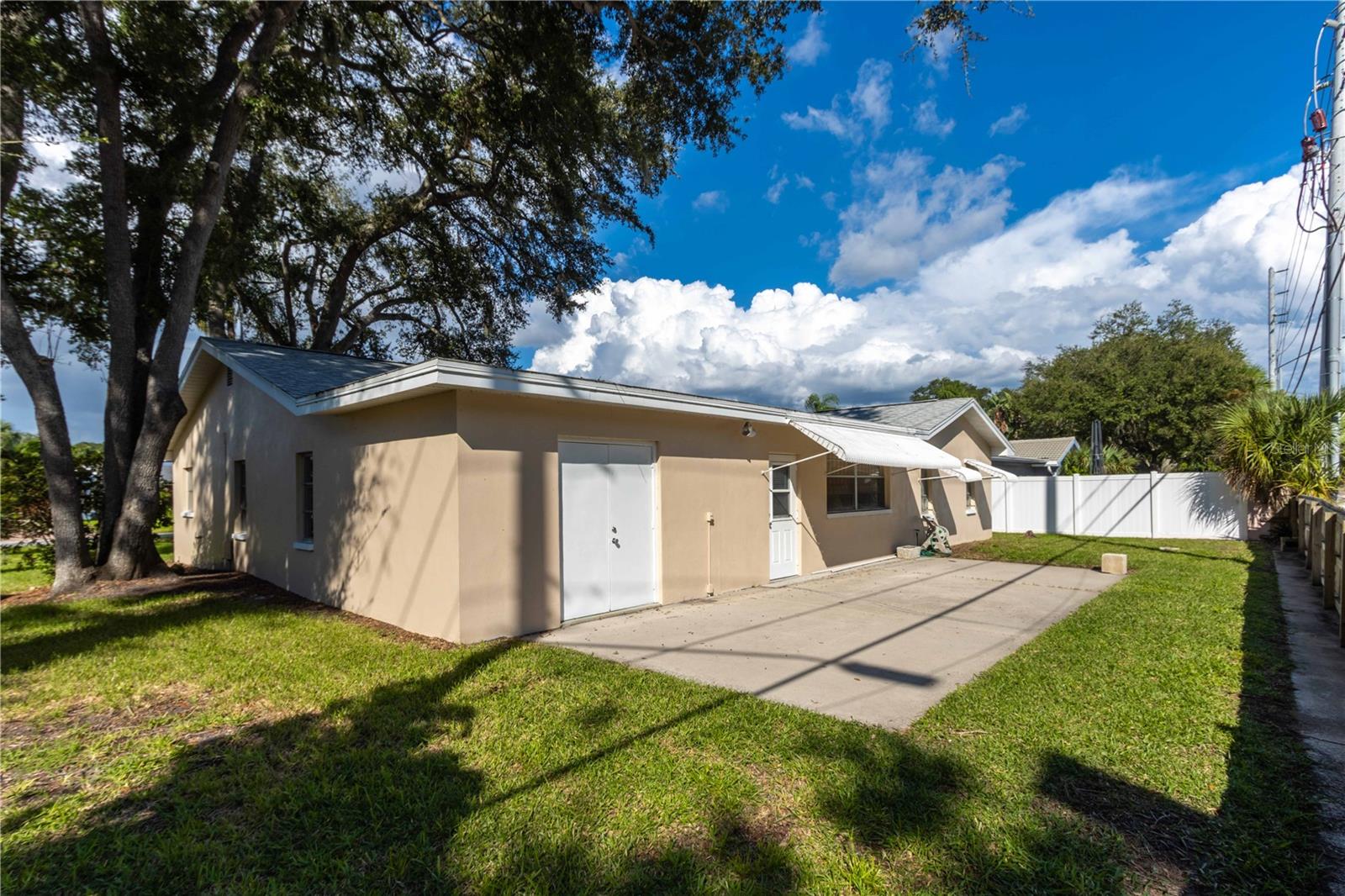 1950 SANDPIPER DR