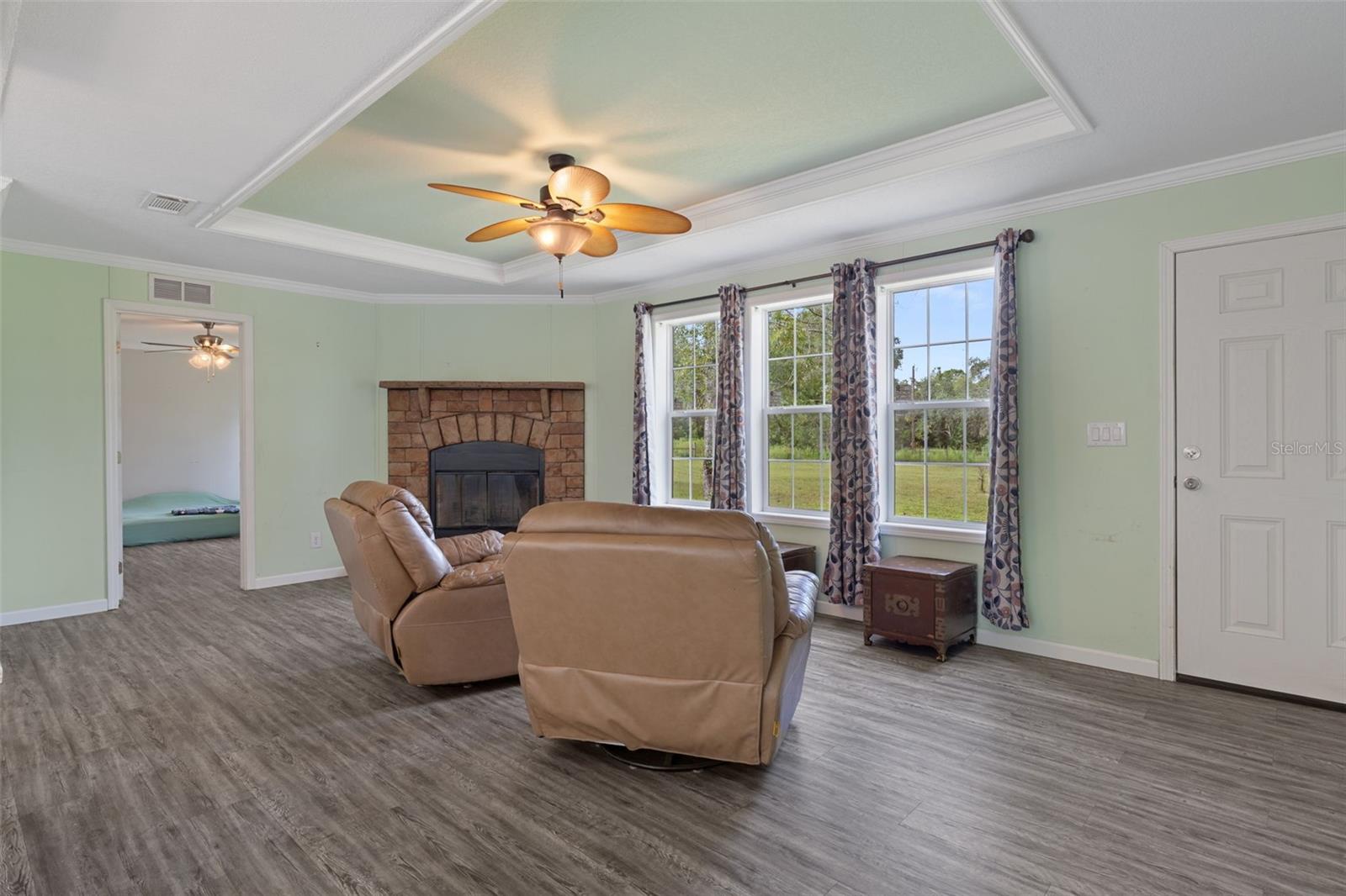 16344 PLATINUM DR
