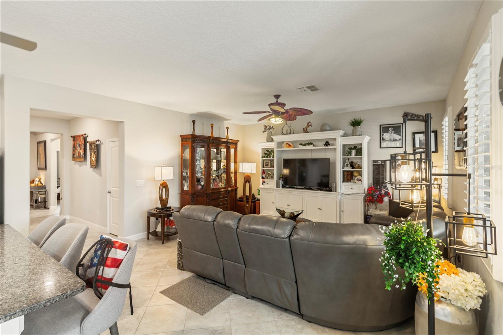 8888 SHADYSIDE LN