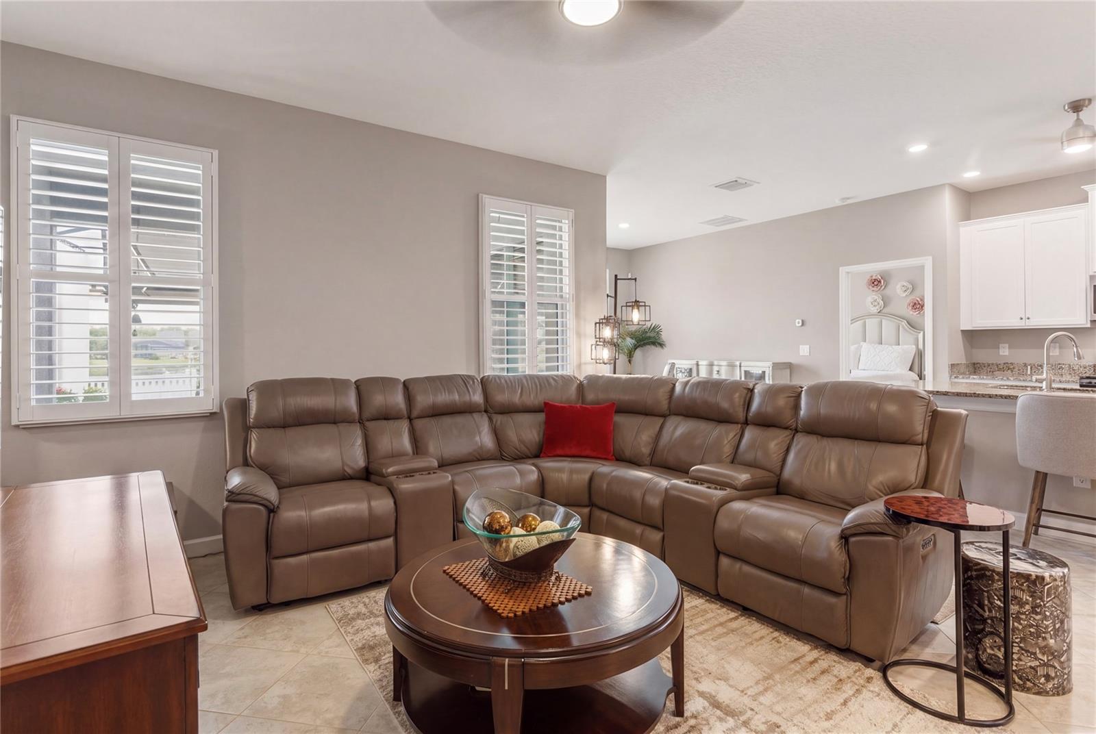 8888 SHADYSIDE LN