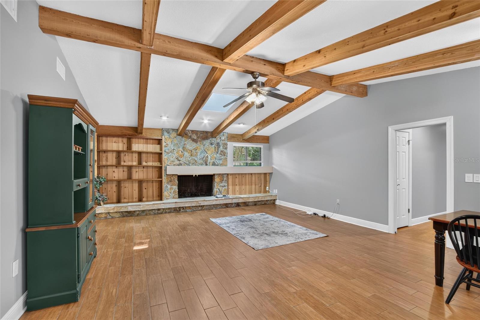 3038 WISTER CIR