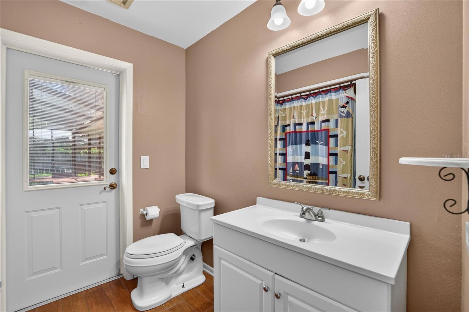 3038 WISTER CIR