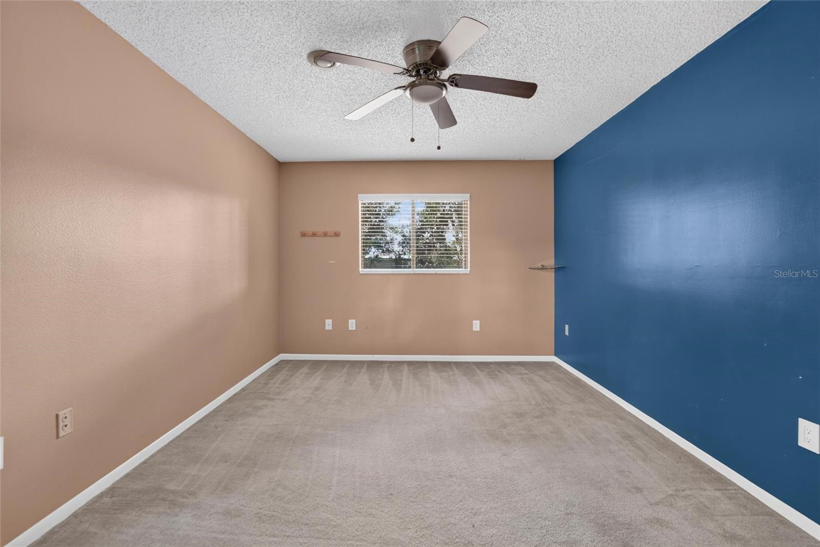 3038 WISTER CIR