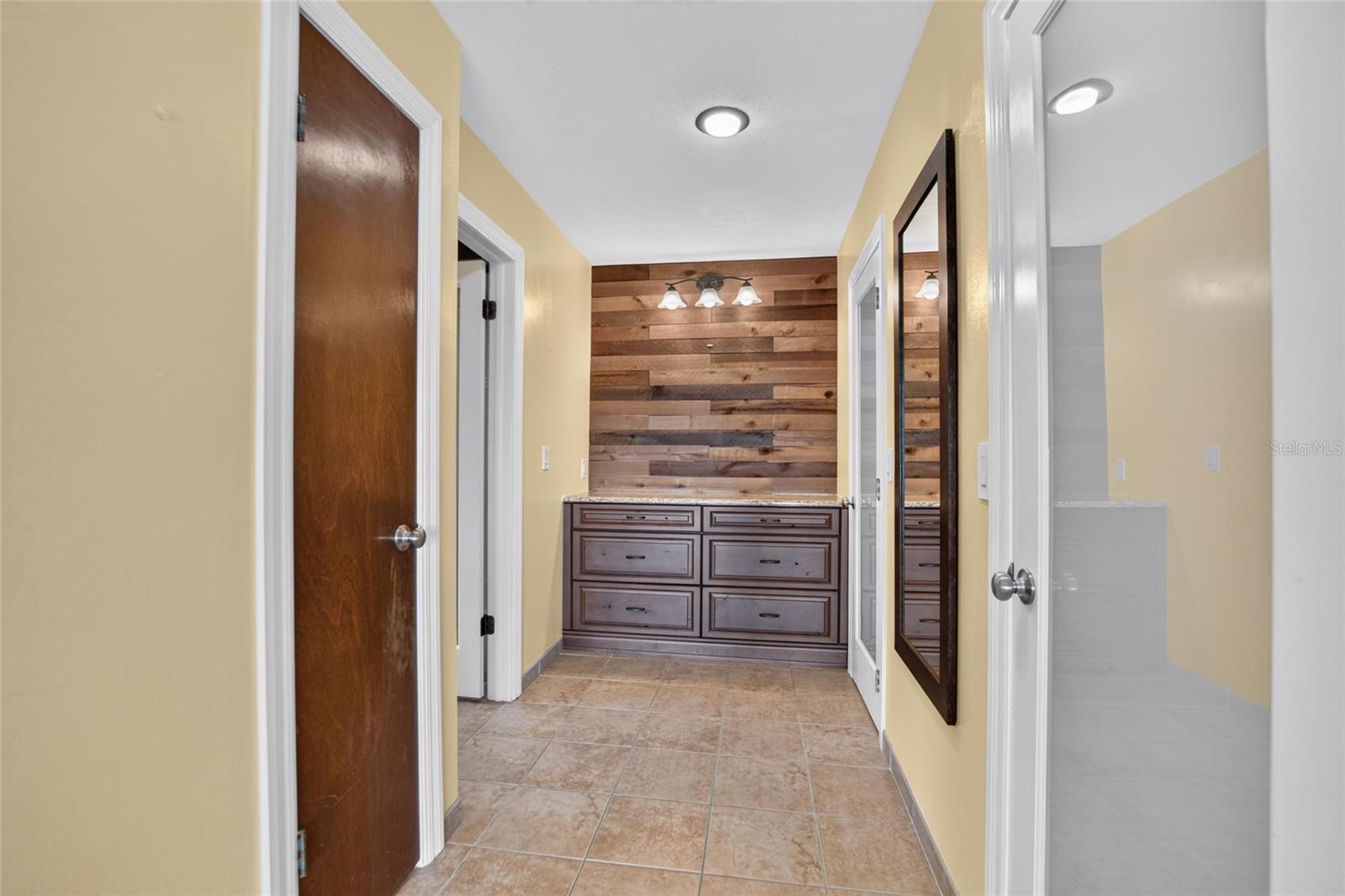 3038 WISTER CIR
