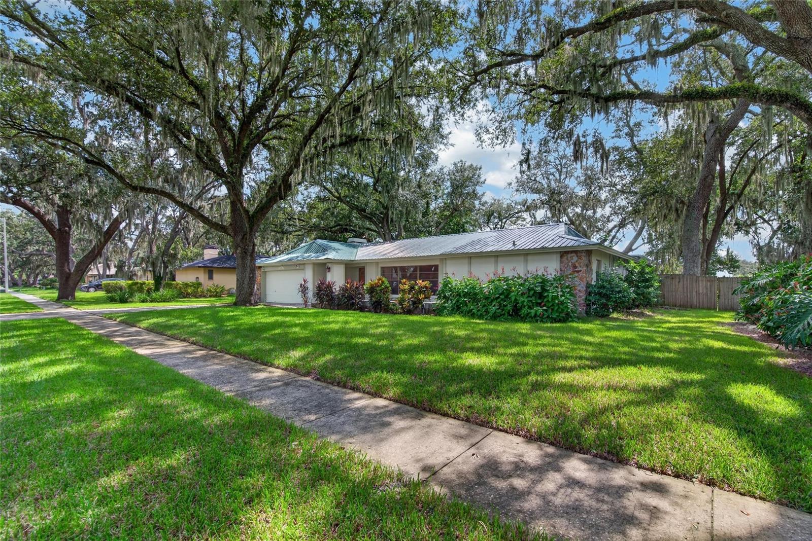 3038 WISTER CIR