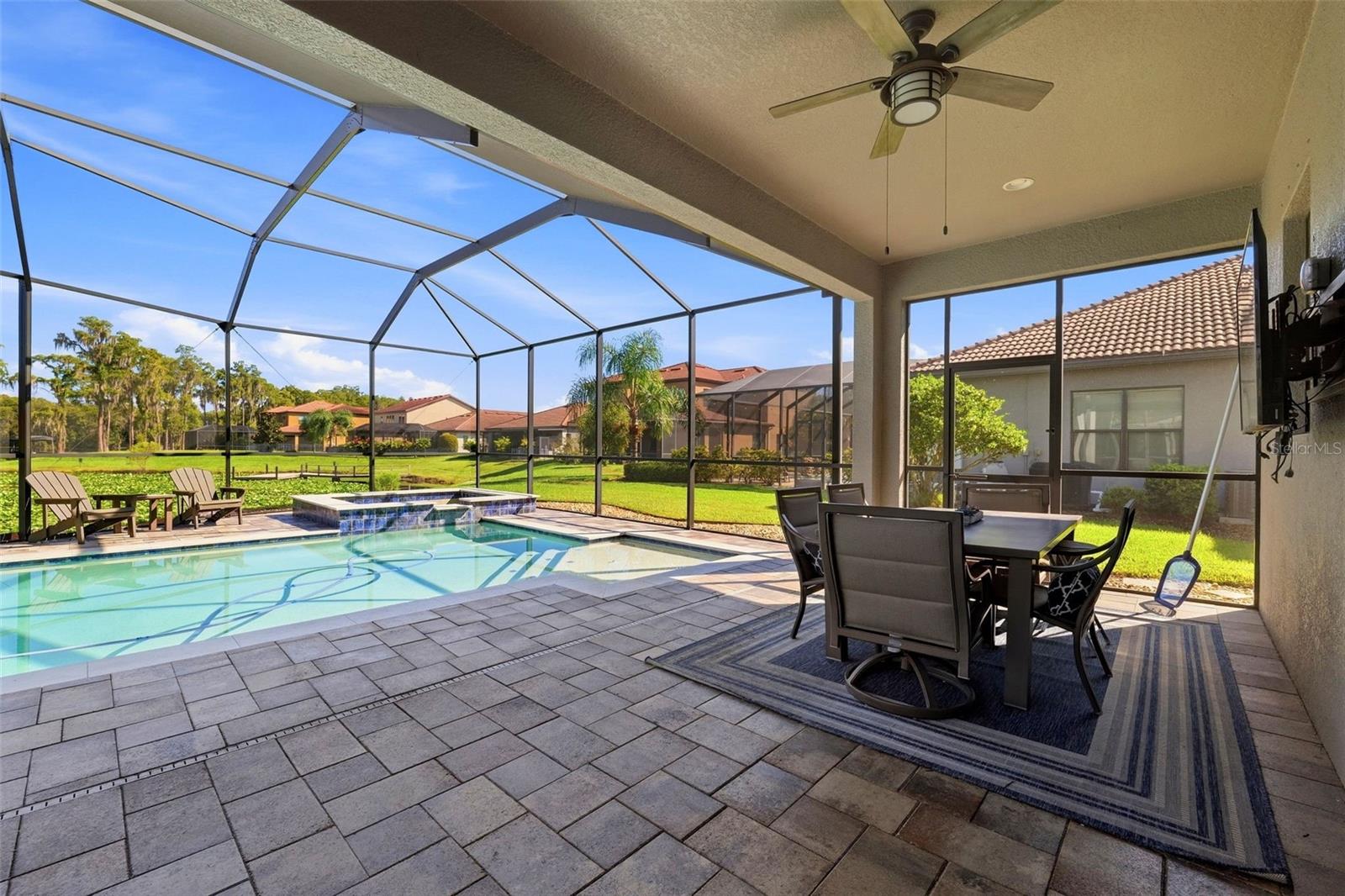 5157 LAKECASTLE DR