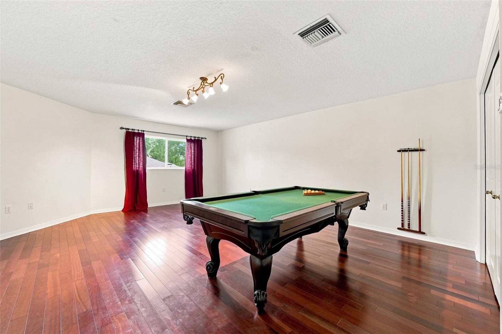 2103 BOOT LAKE CIR