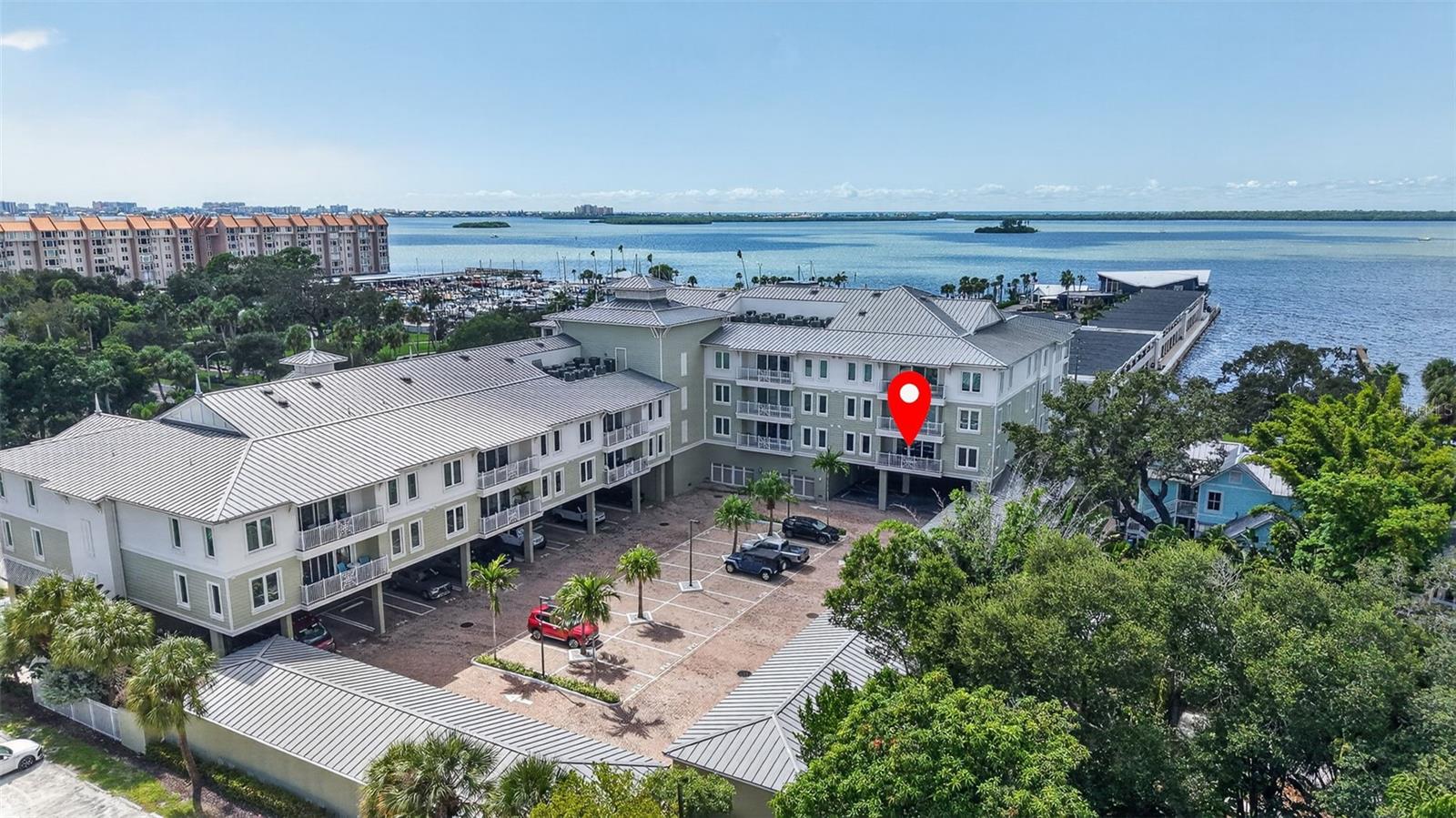 200 MAIN ST #202