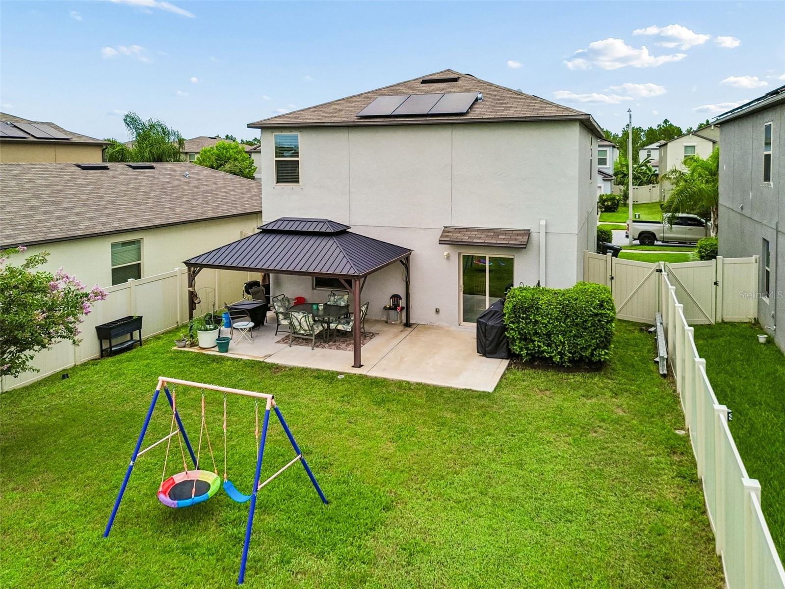 6108 SPRING CRAYFISH AVE