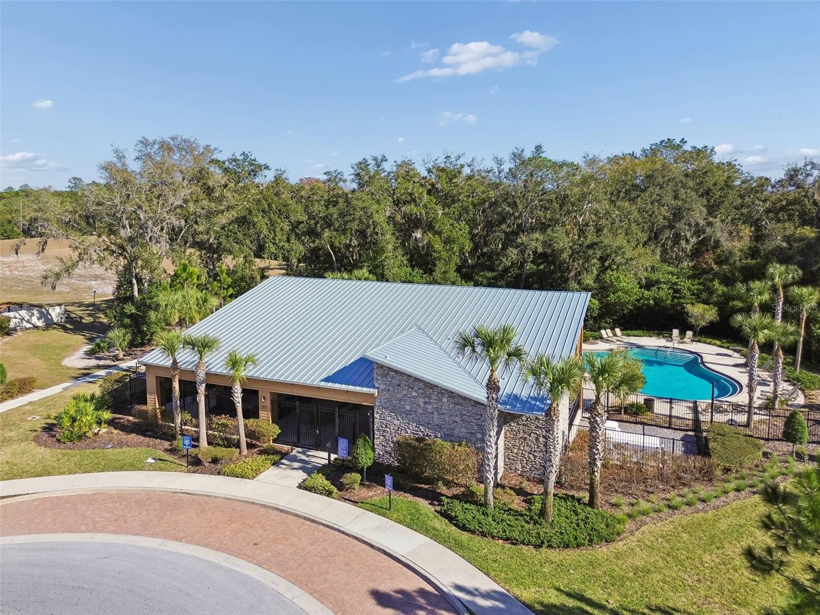 6108 SPRING CRAYFISH AVE