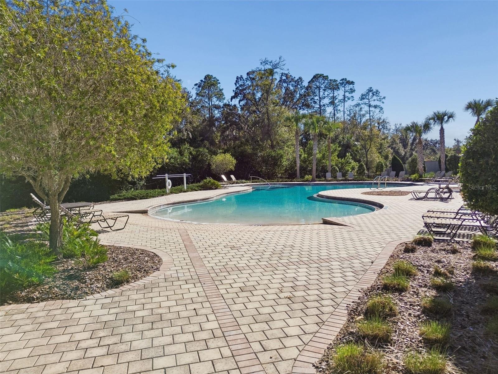 6108 SPRING CRAYFISH AVE