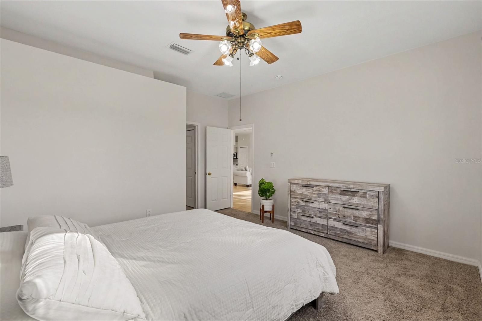 10905 HOFFNER EDGE DR