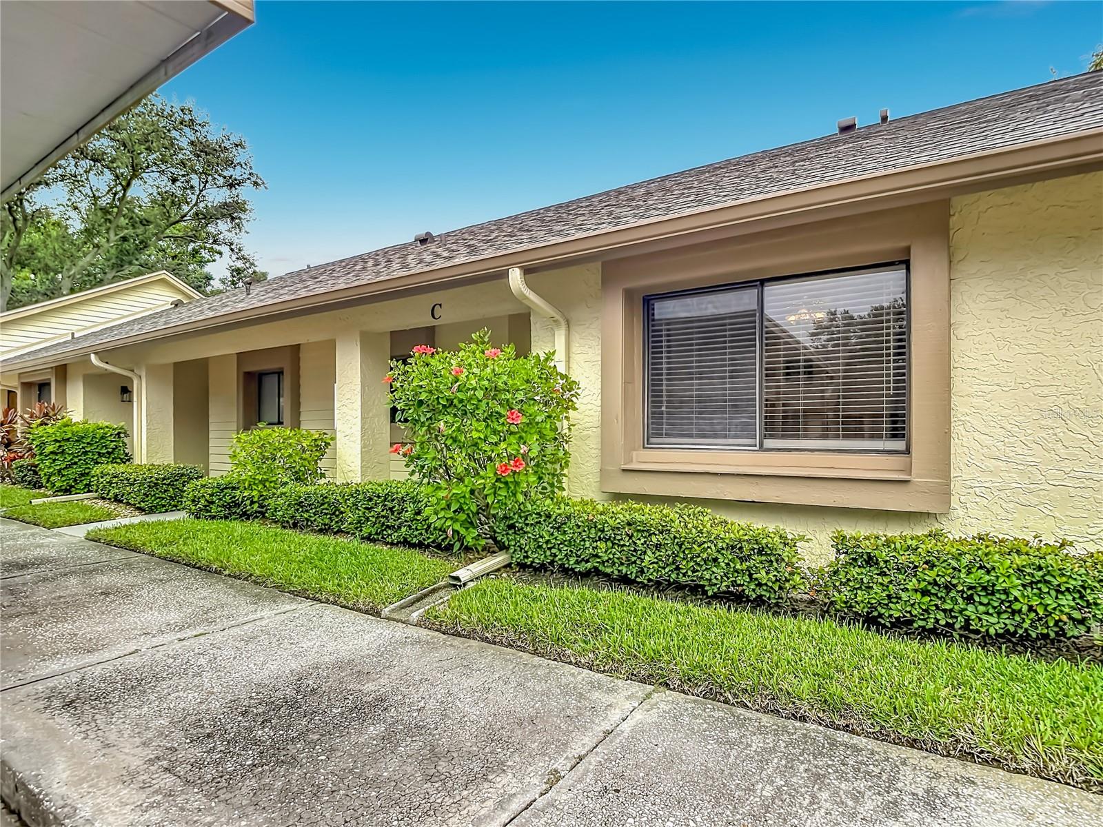 2546 OAKLEAF LN #35C