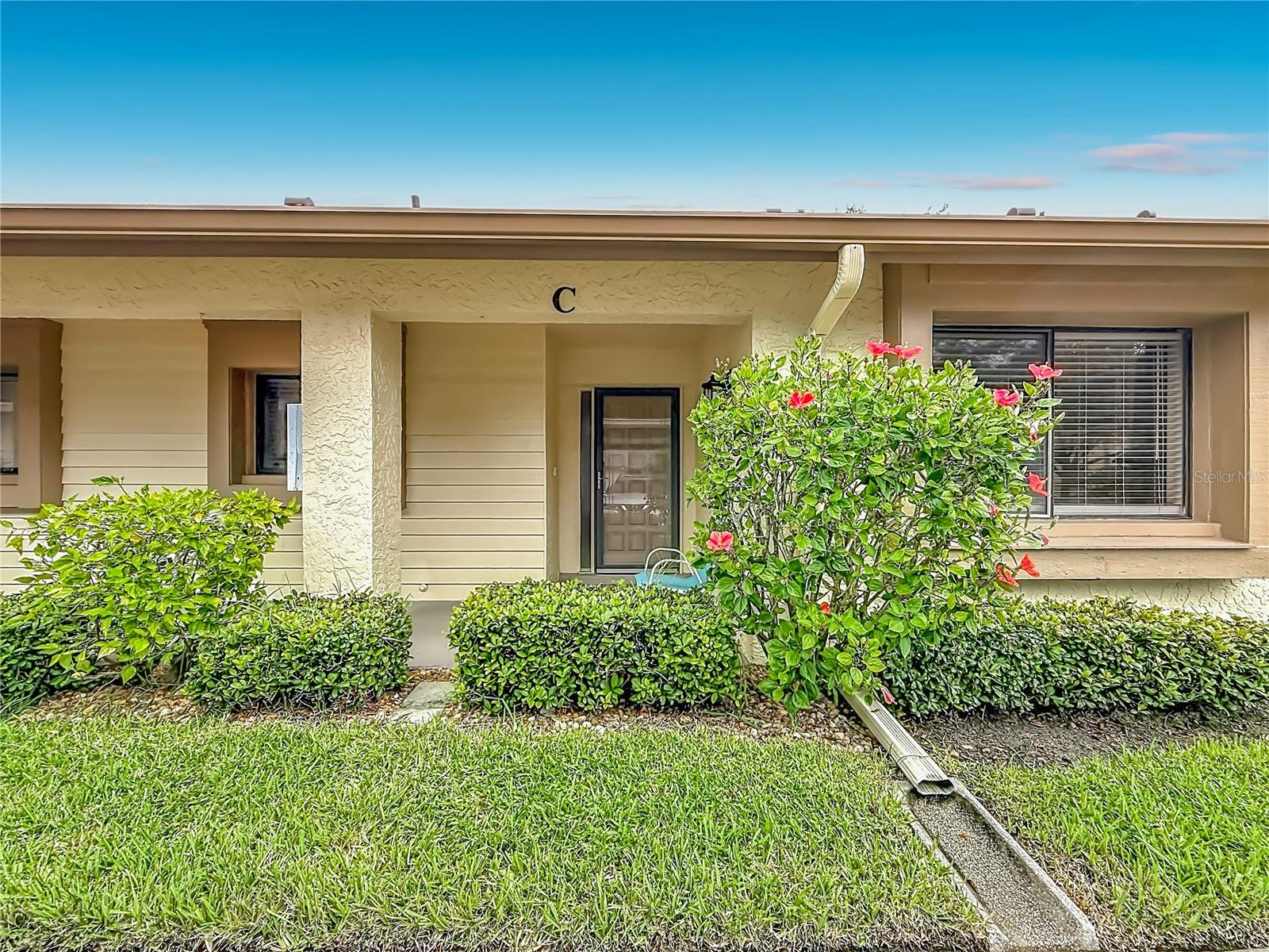 2546 OAKLEAF LN #35C
