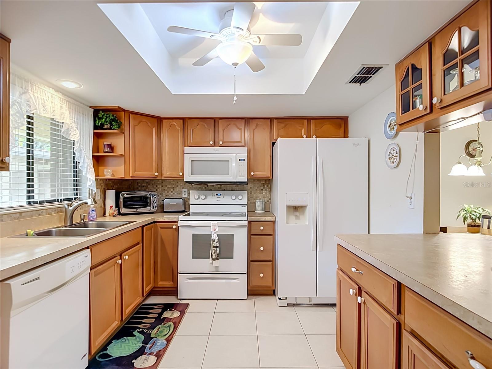 2546 OAKLEAF LN #35C