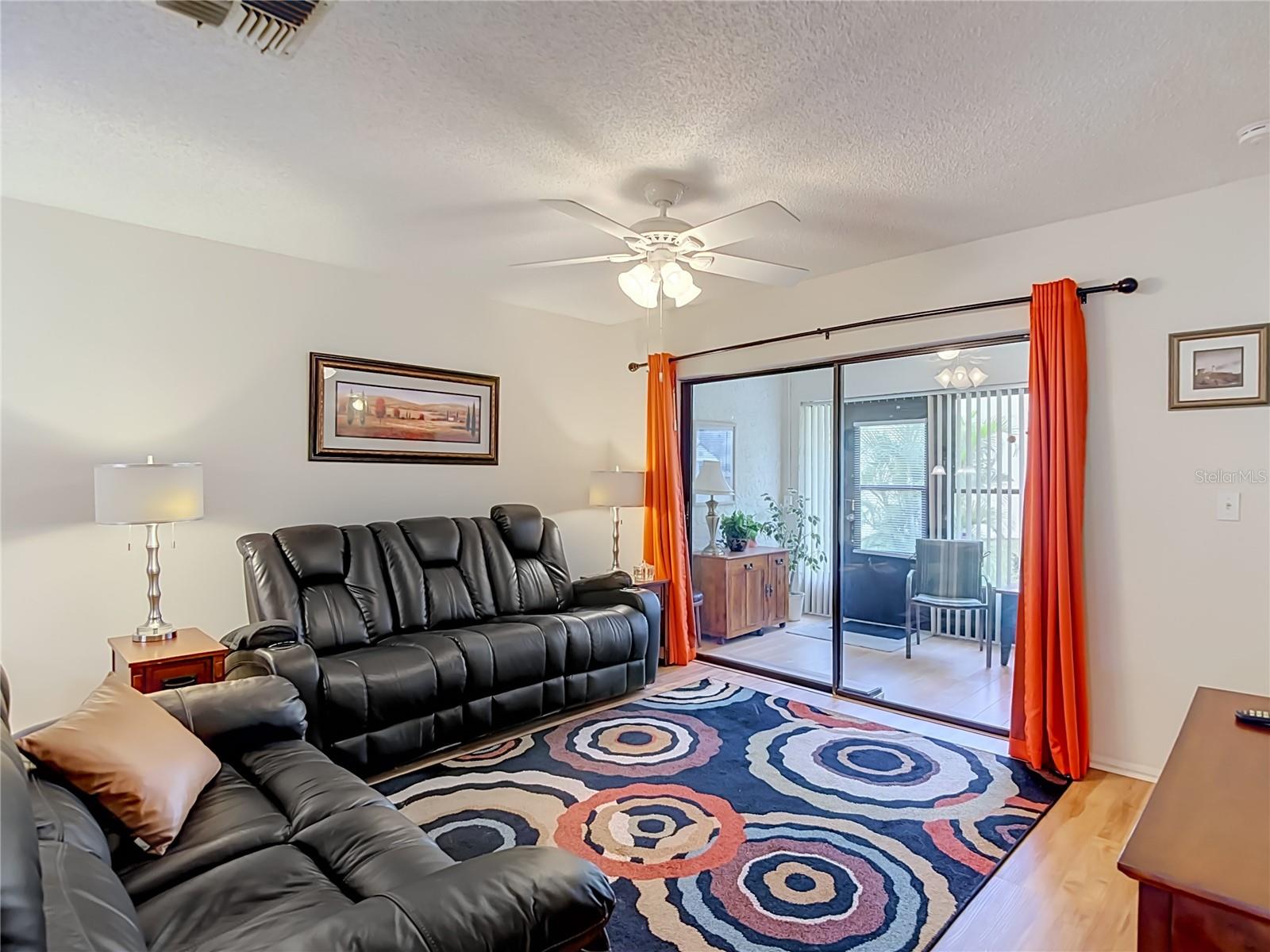 2546 OAKLEAF LN #35C