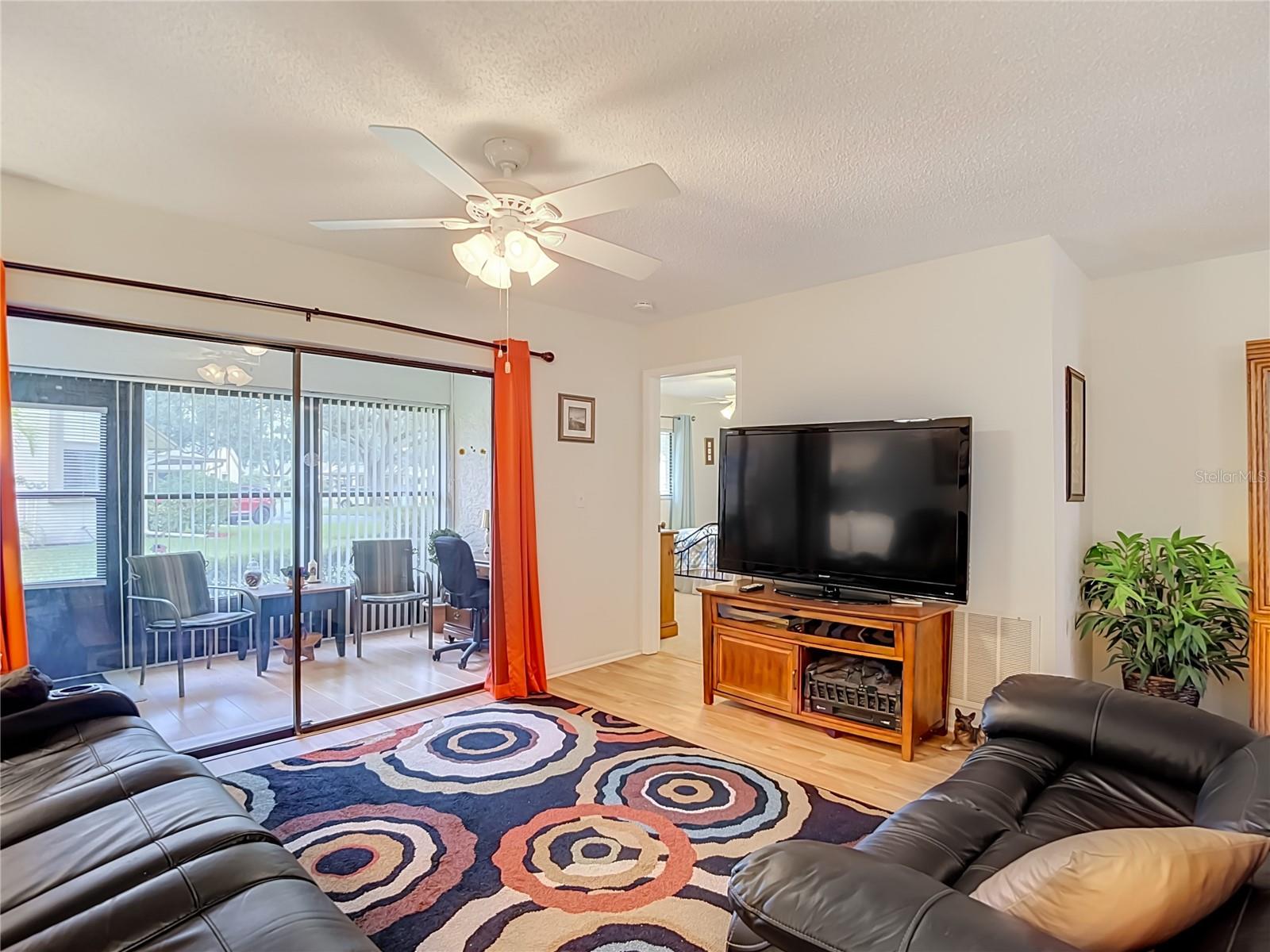 2546 OAKLEAF LN #35C