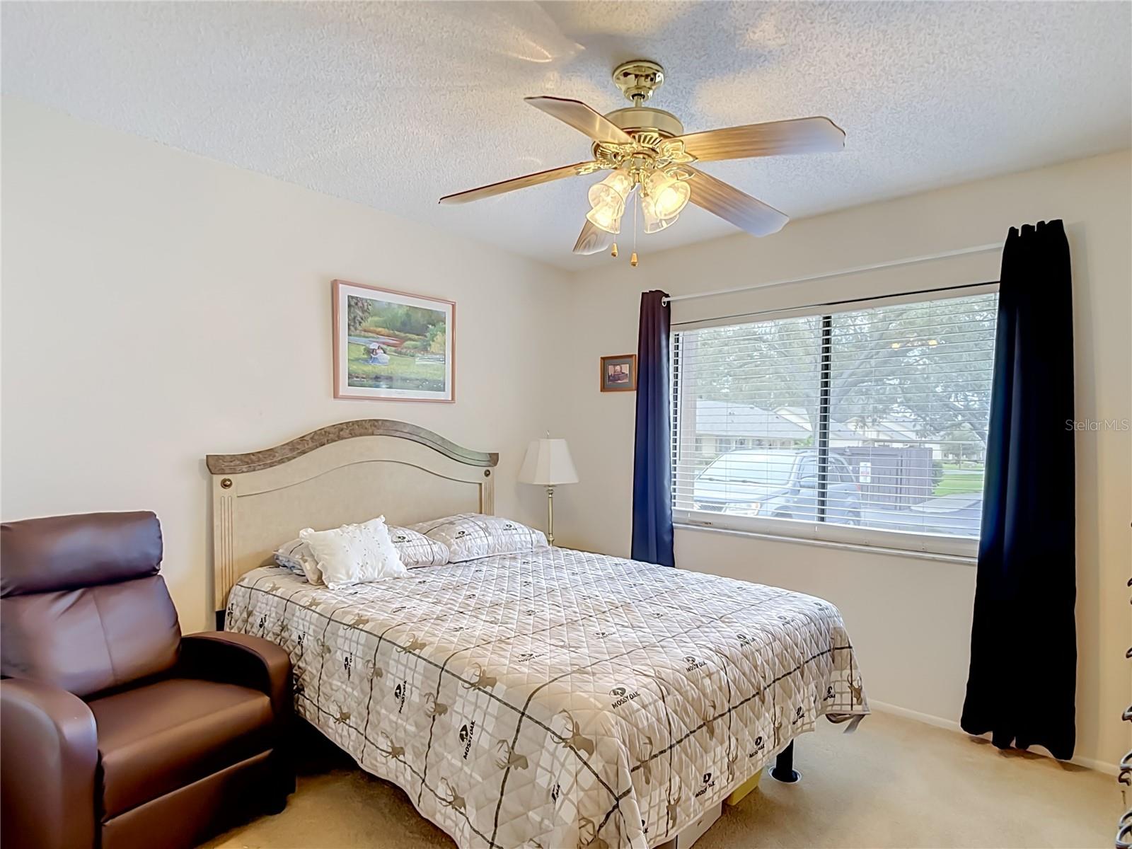 2546 OAKLEAF LN #35C