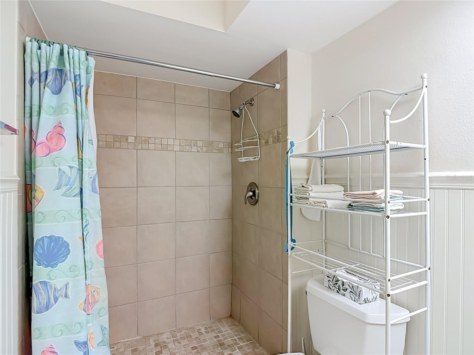 2546 OAKLEAF LN #35C