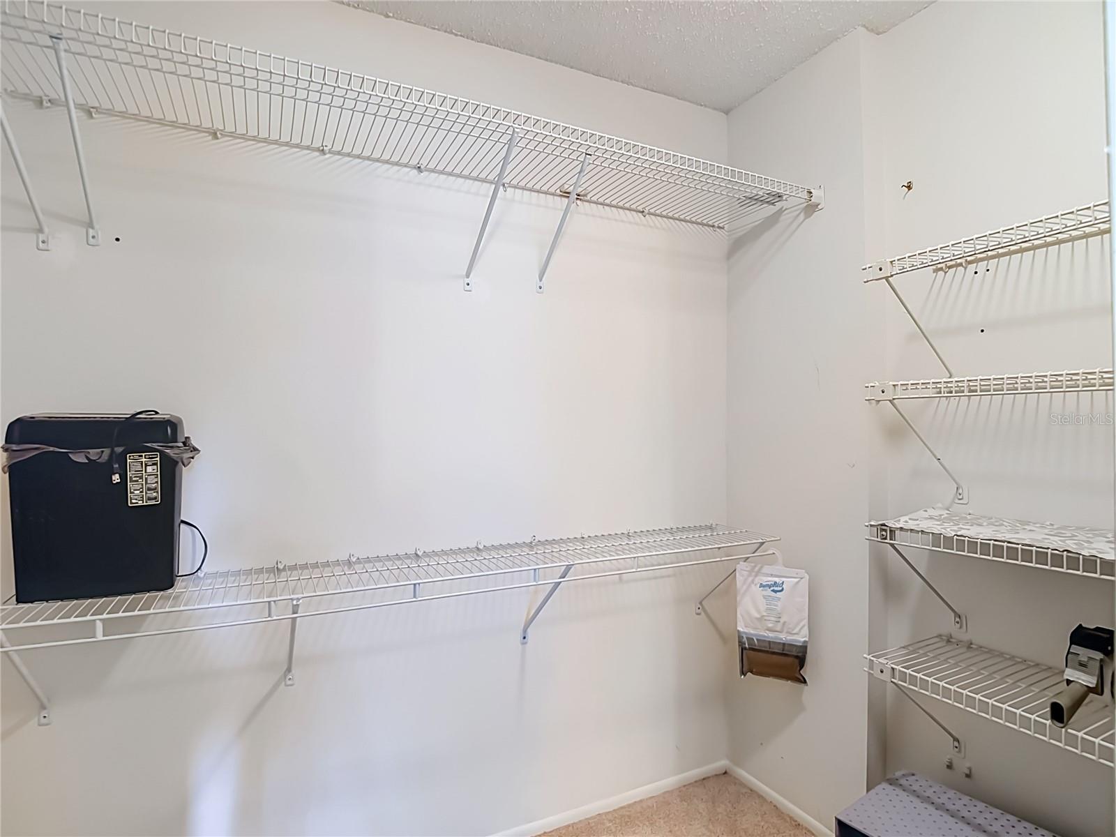 2546 OAKLEAF LN #35C
