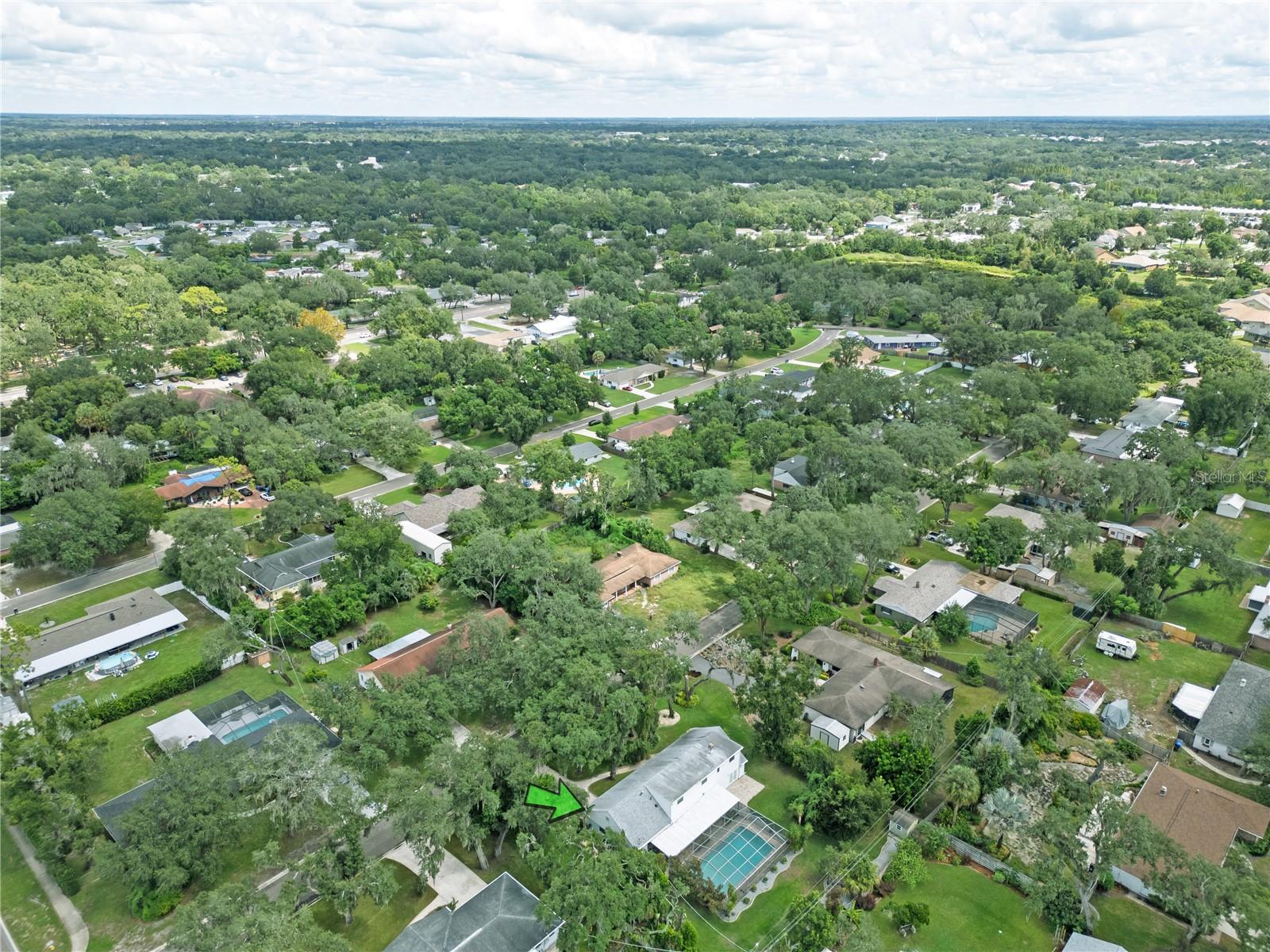 615 VALLE VISTA DR