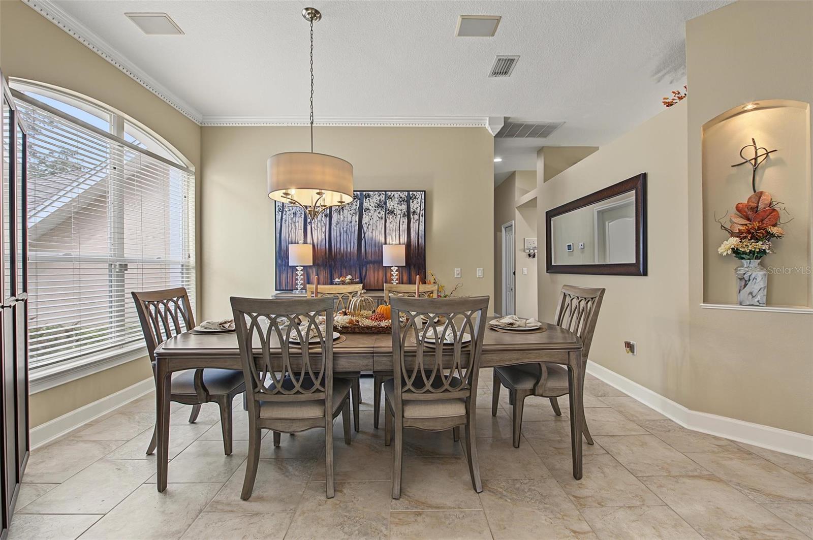 5109 SYLVAN OAKS DR