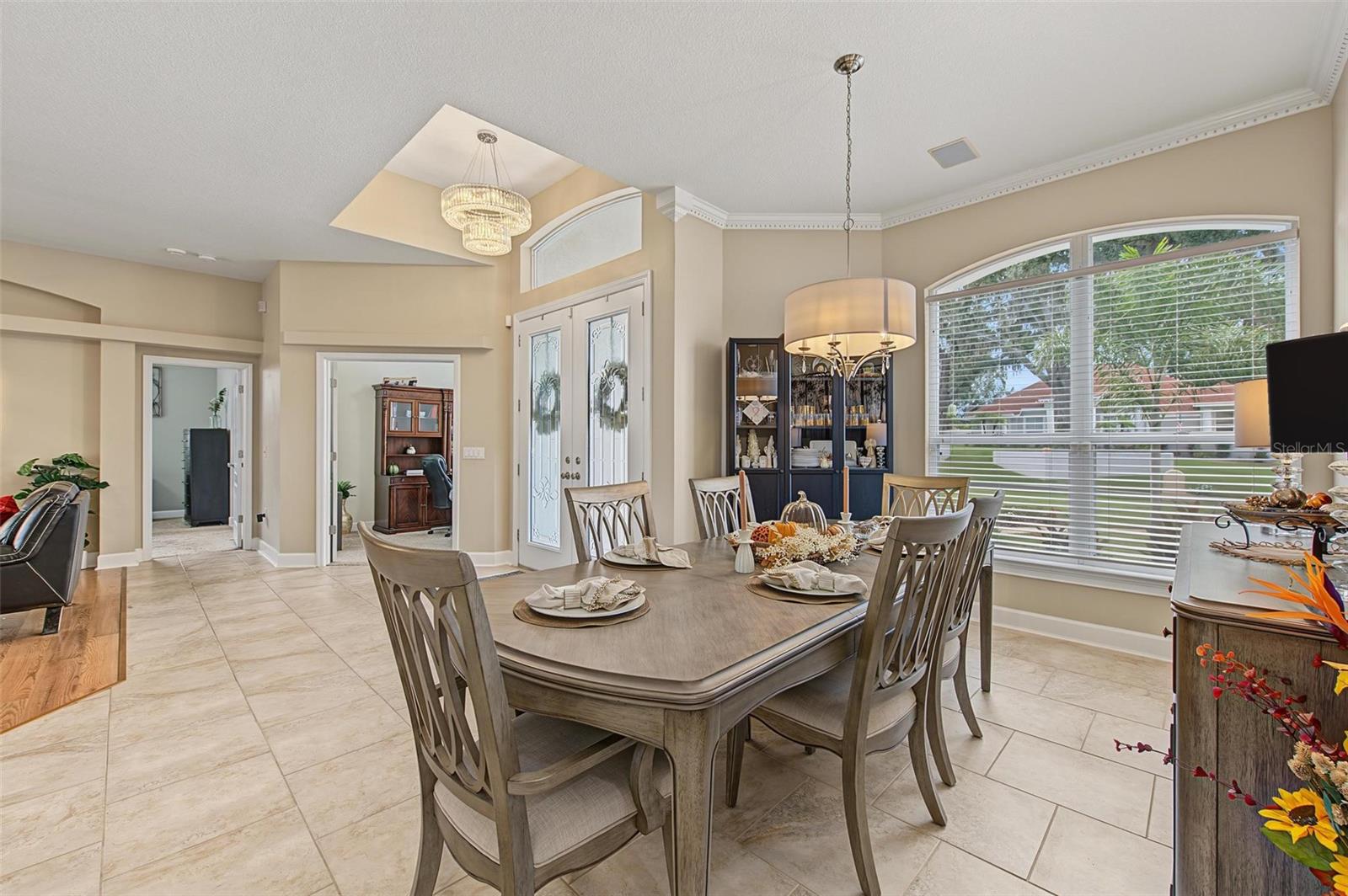 5109 SYLVAN OAKS DR