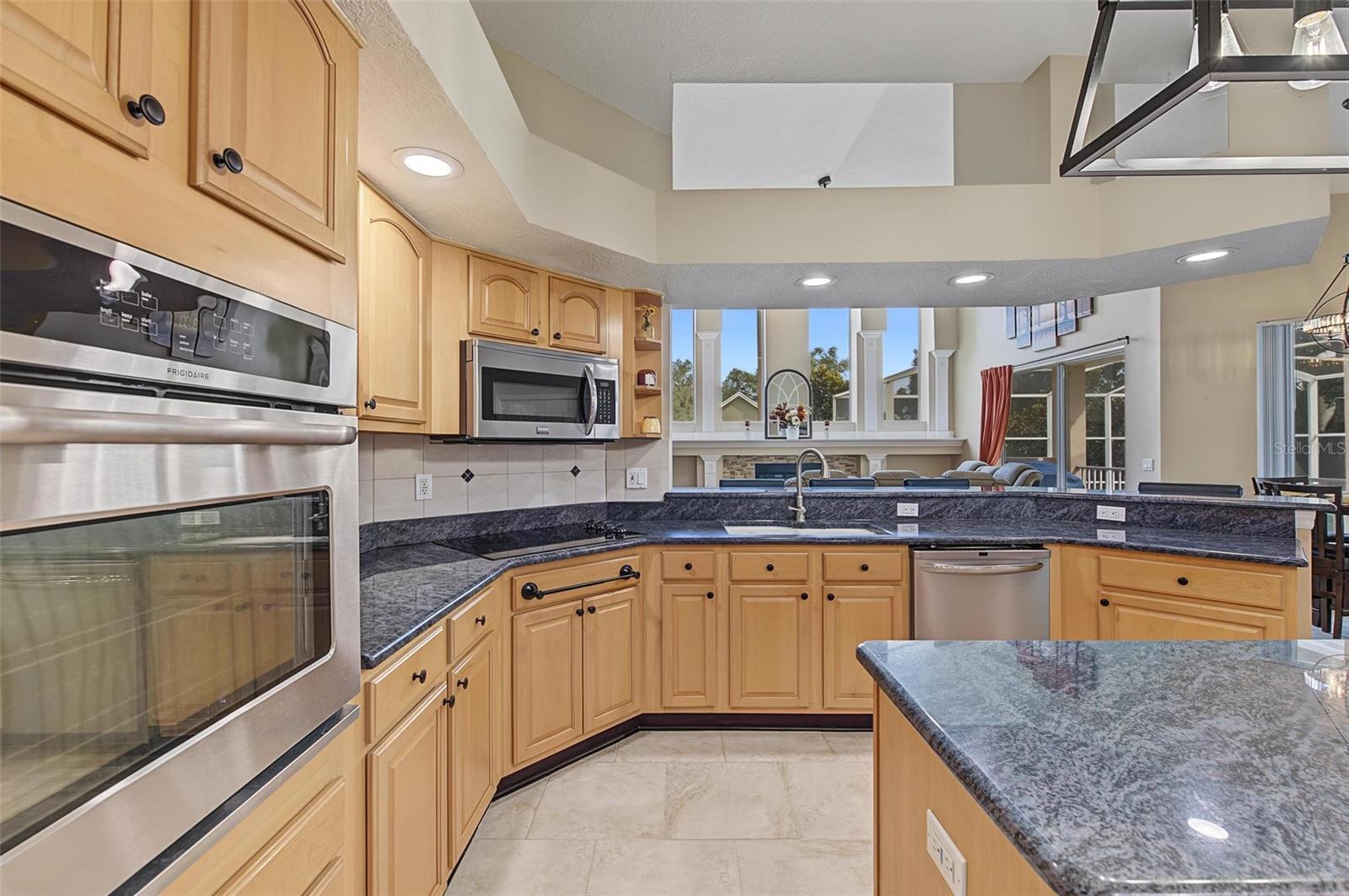 5109 SYLVAN OAKS DR