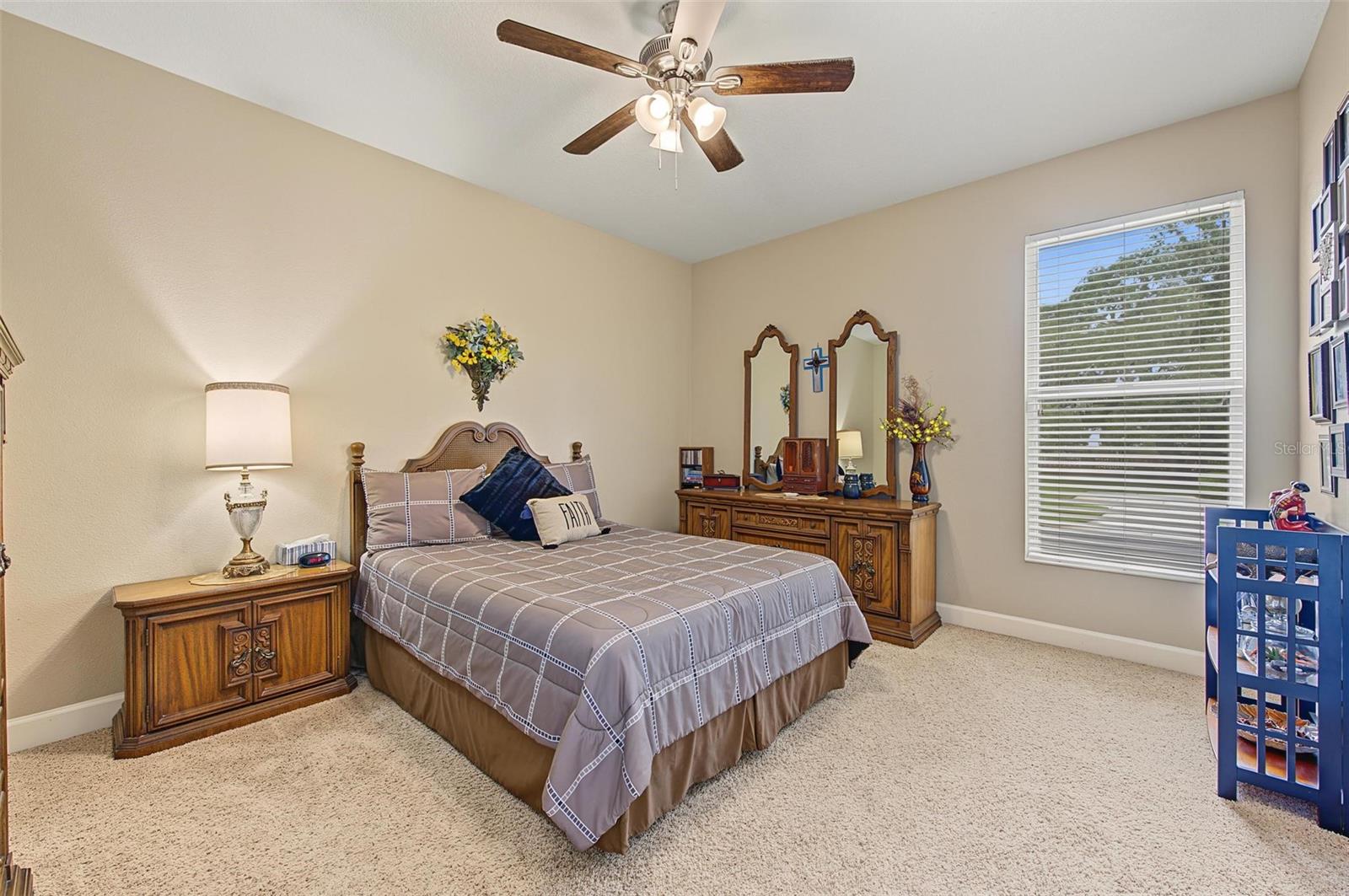 5109 SYLVAN OAKS DR