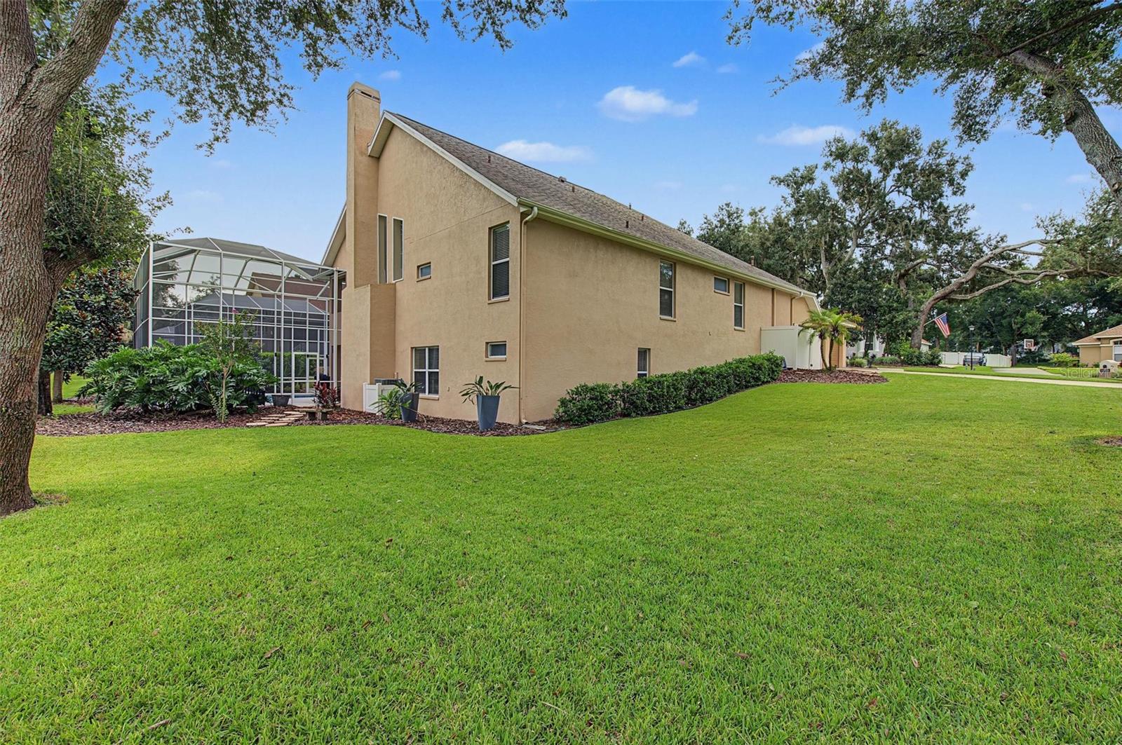 5109 SYLVAN OAKS DR