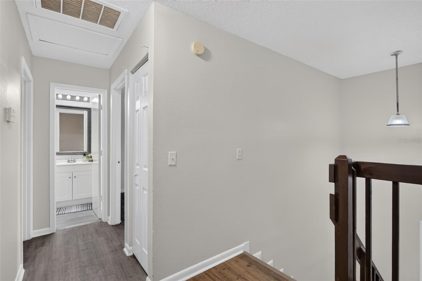 1316 MOUNTAINVIEW