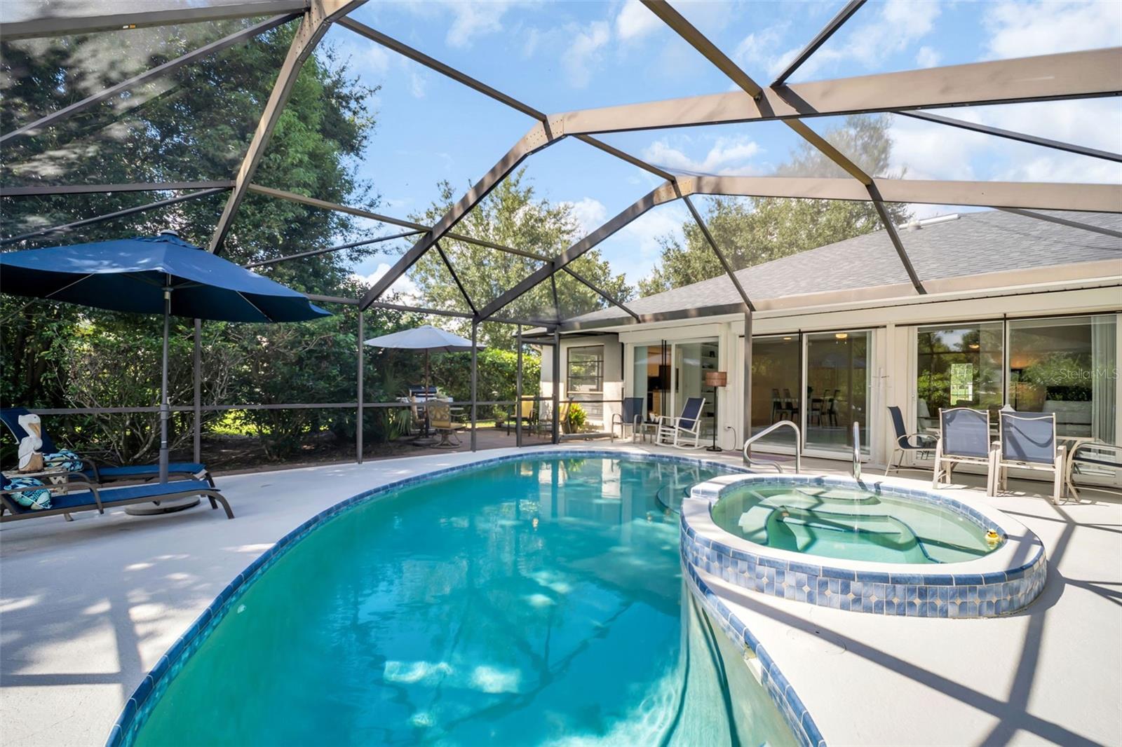 1309 GILLESPIE DR