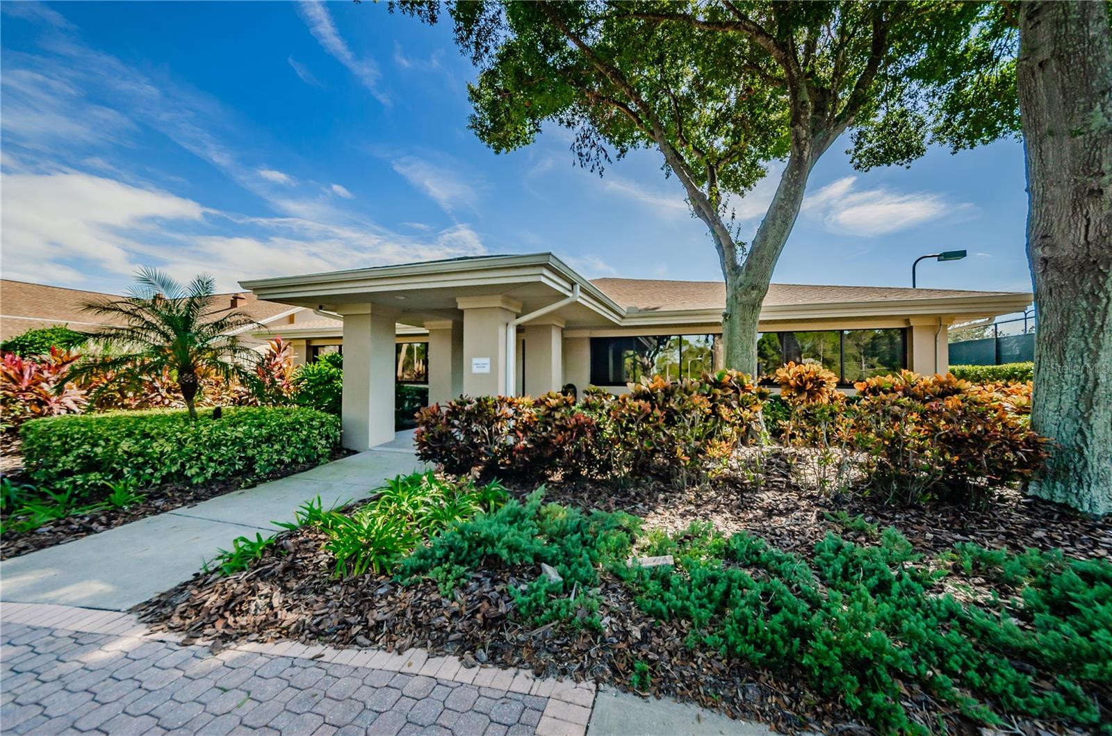 1309 GILLESPIE DR
