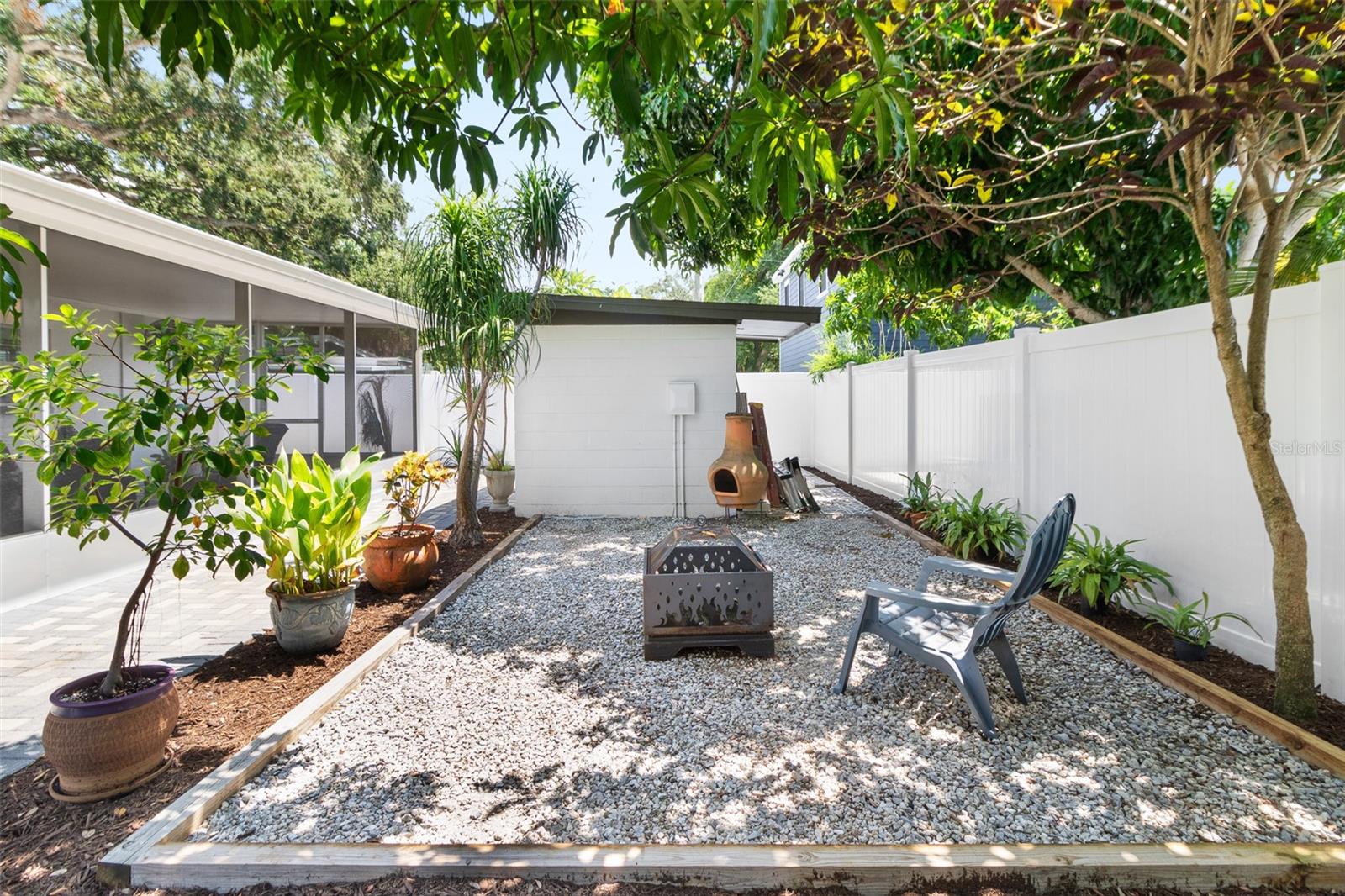 3004 W BAY VILLA AVE