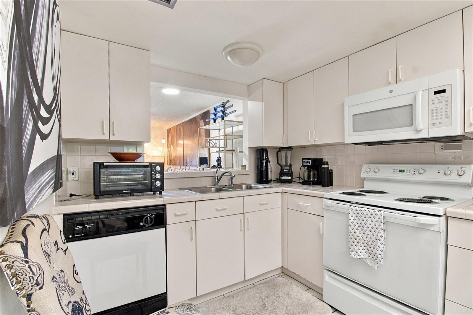 6346 NEWTOWN CIR #46B4