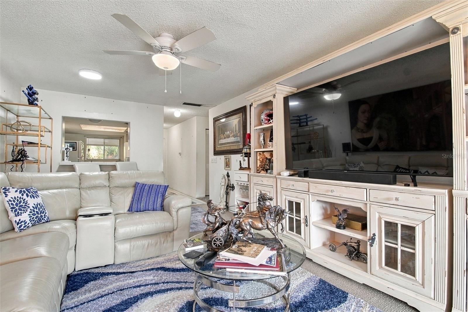 6346 NEWTOWN CIR #46B4