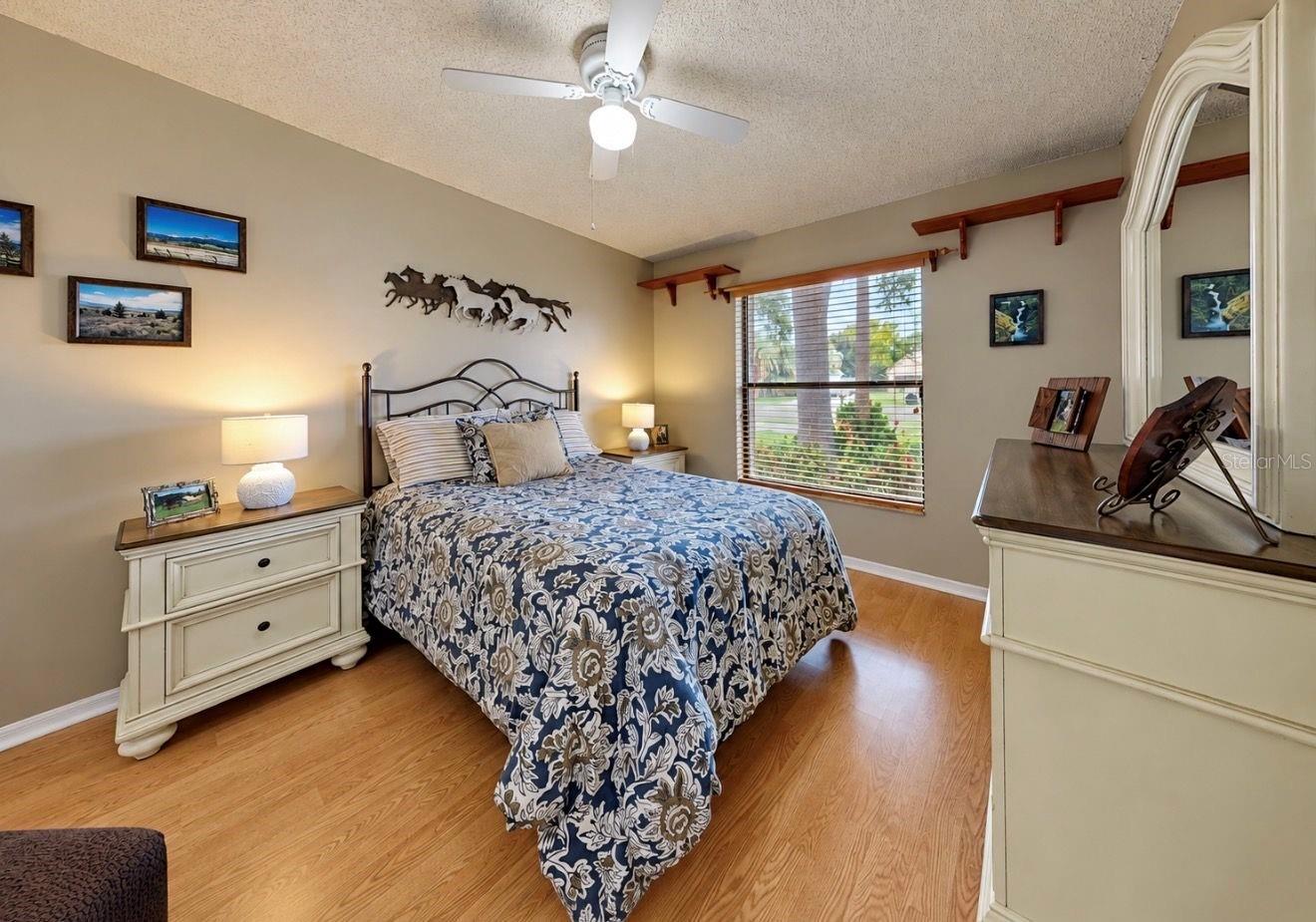 2216 LAKE BAY WAY